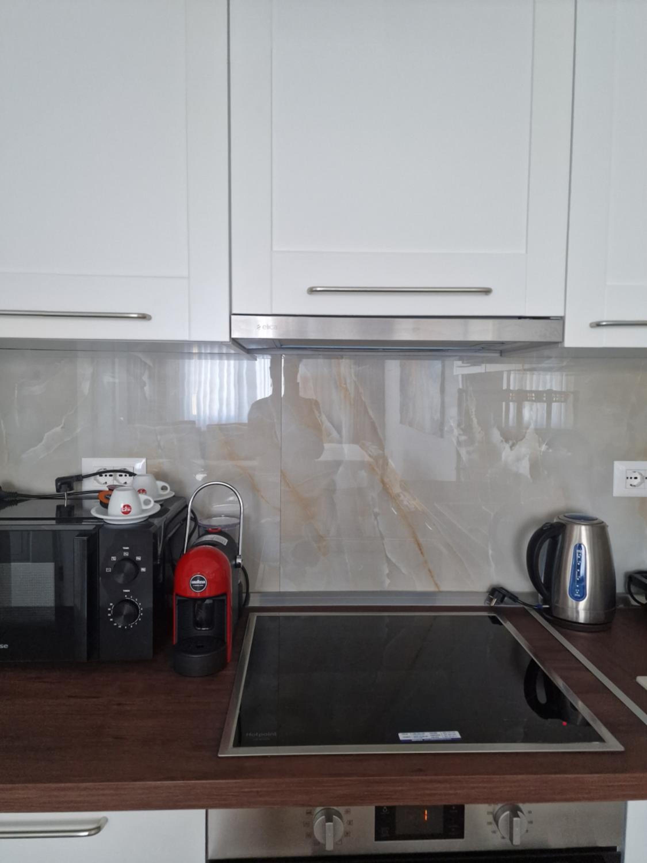 Two-Bedroom Apartment with Sea View photo 2