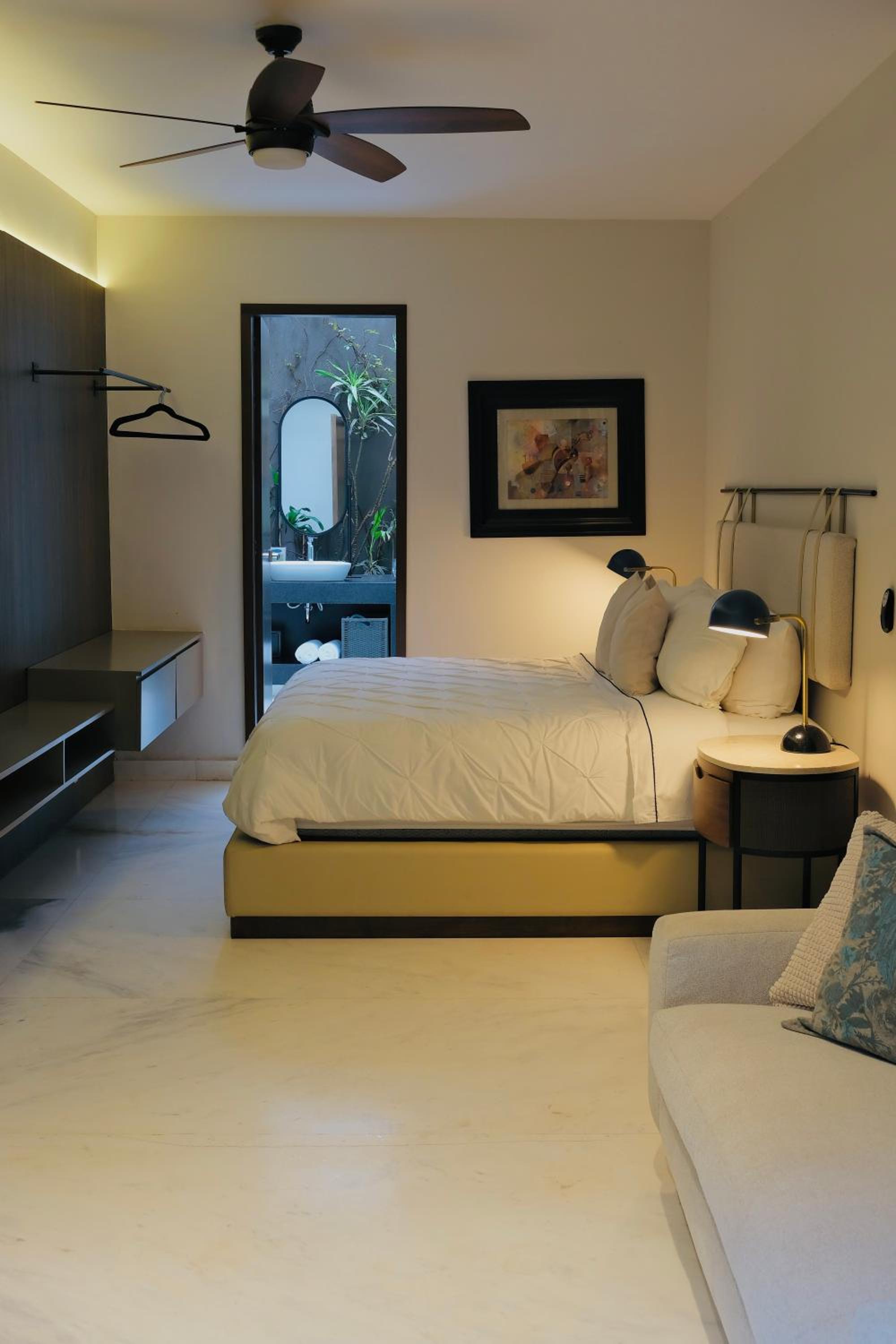 Junior Suite with Balcony photo 1