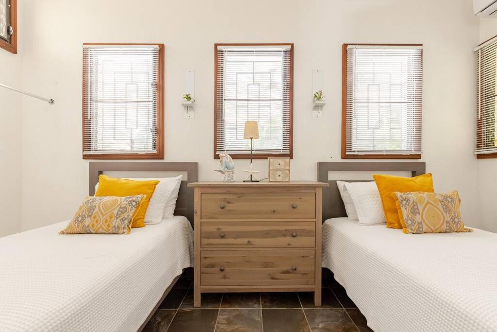 Three-Bedroom Villa photo 1