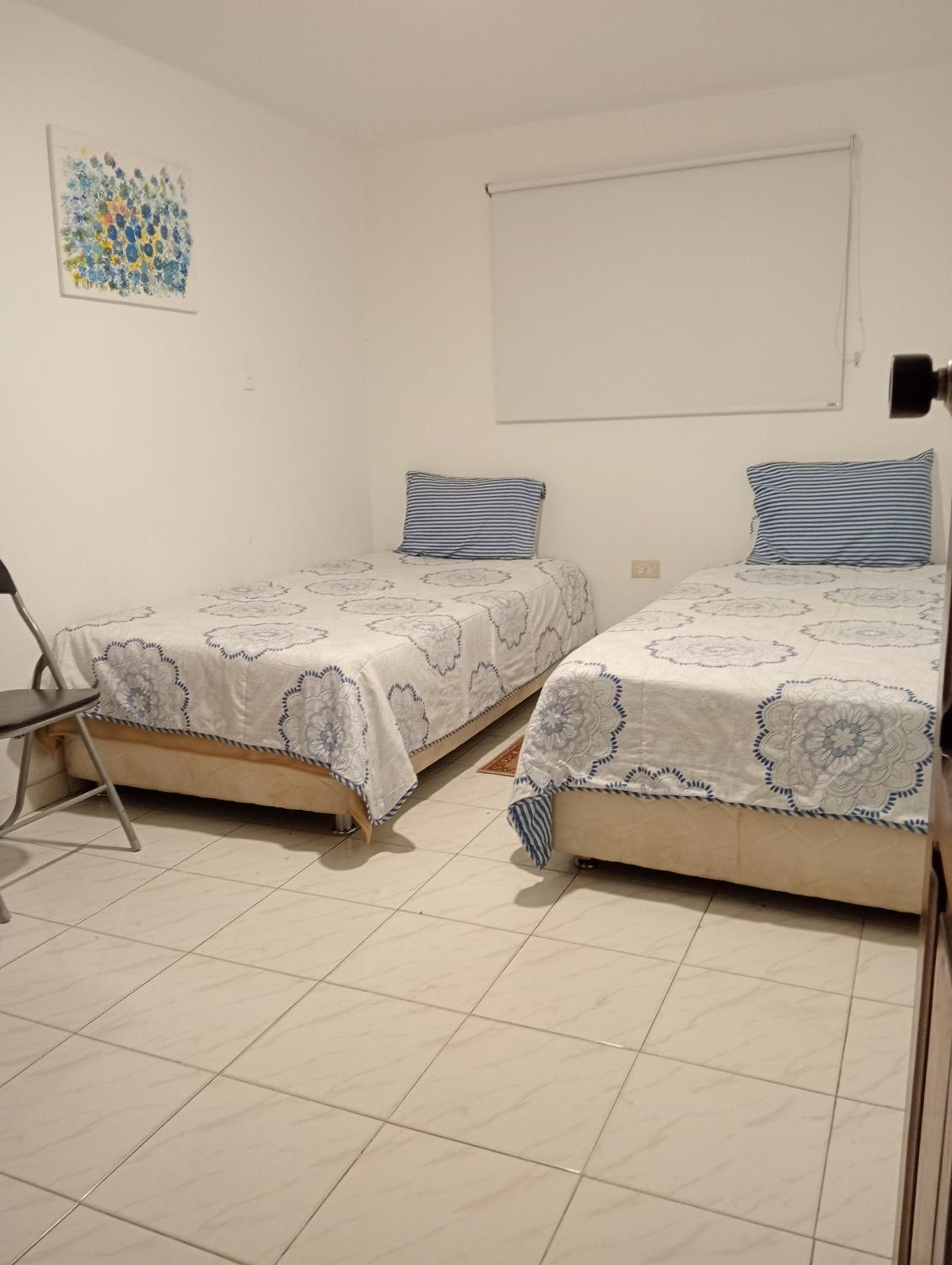 Small Twin Room photo 1