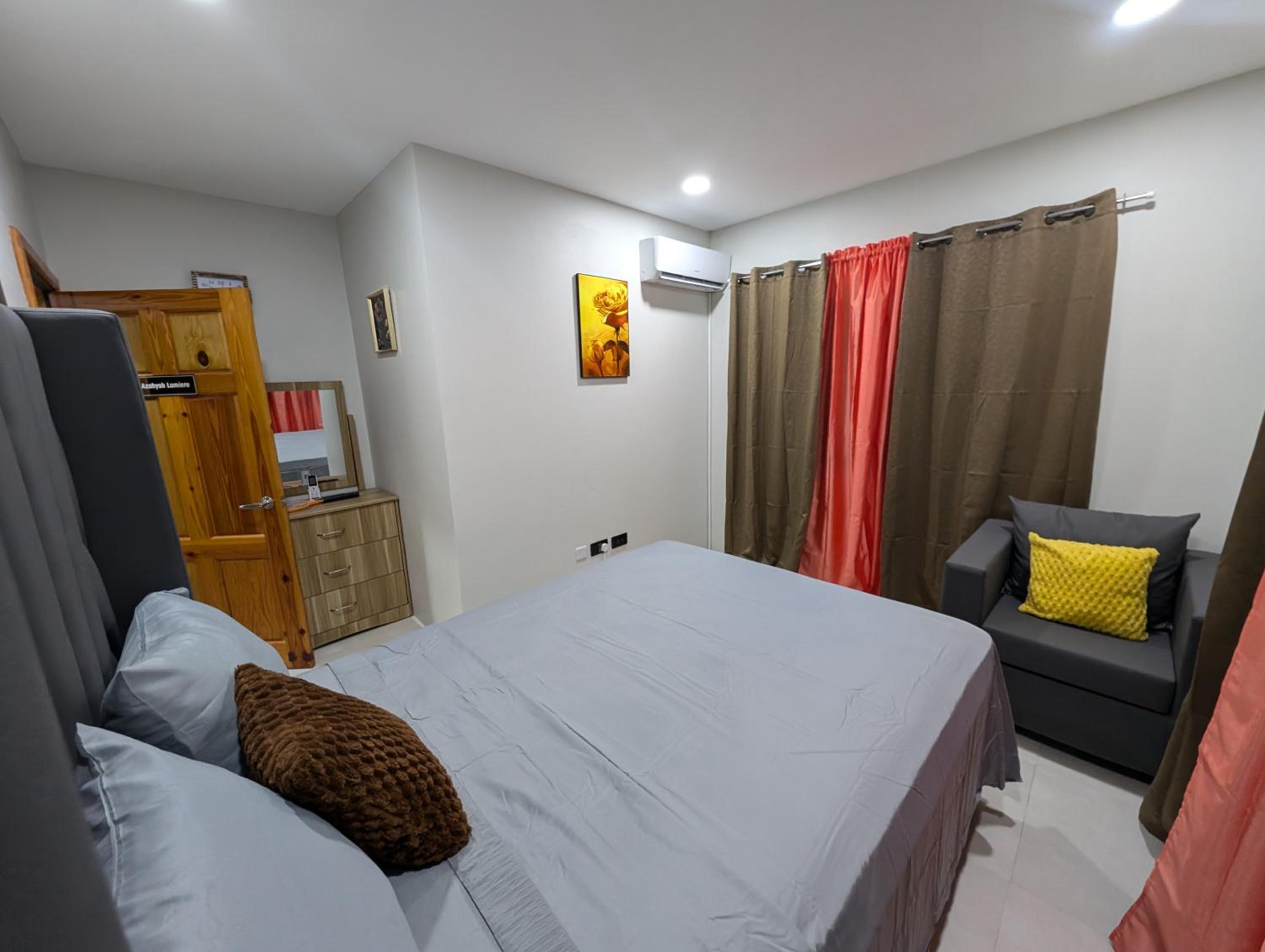 Deluxe Queen Room photo 2