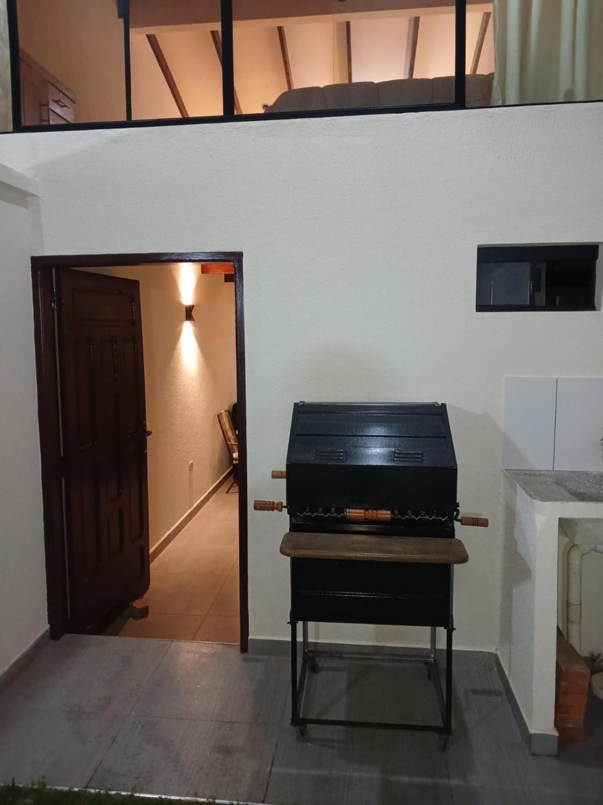 One-Bedroom Apartment photo 3