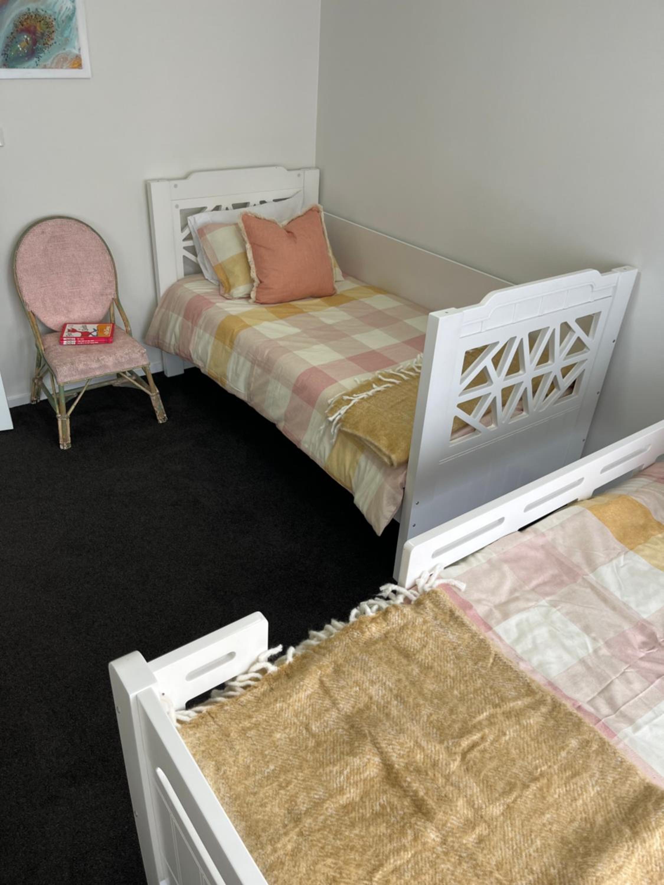 Three-Bedroom House photo 2