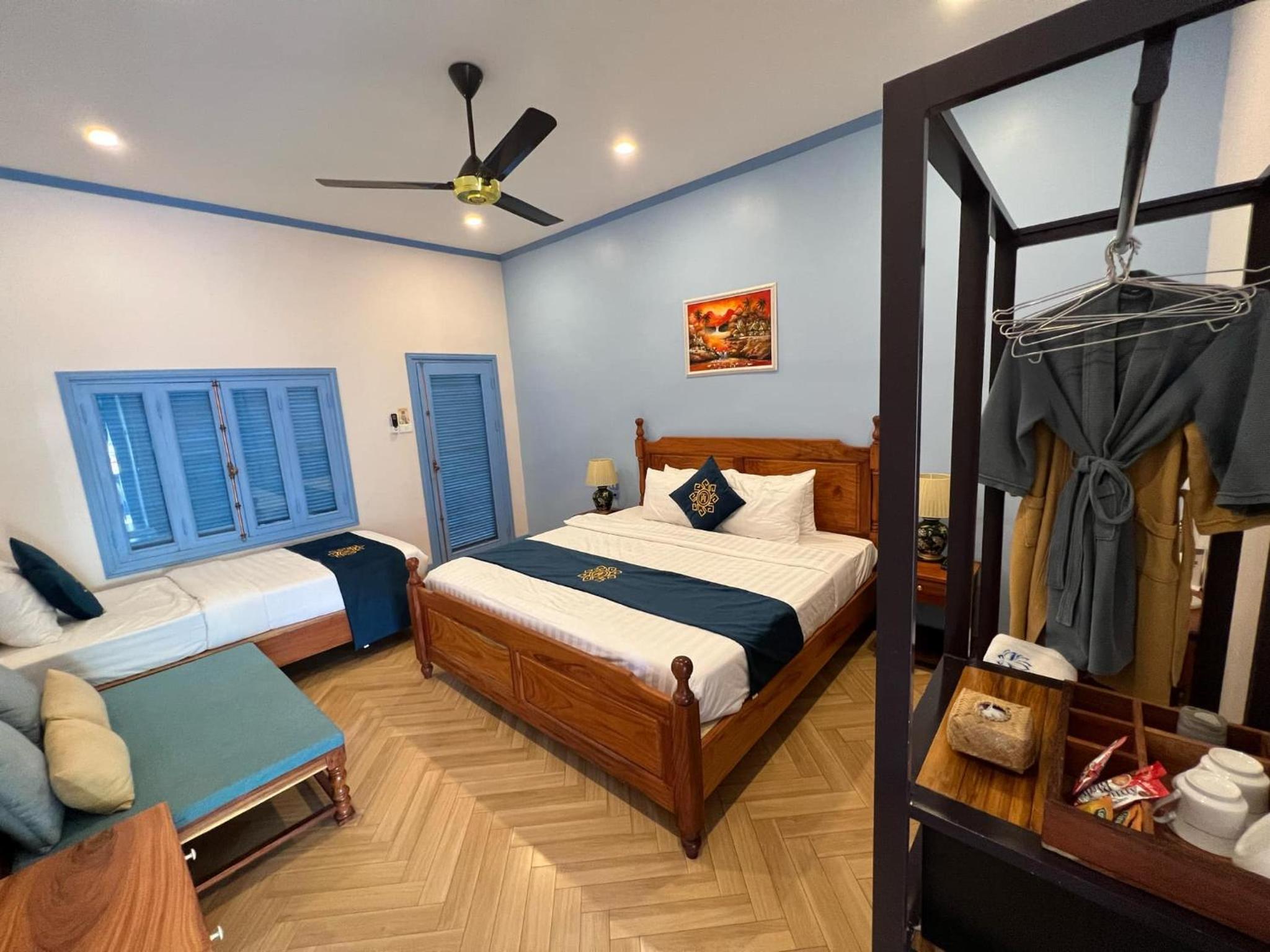 Triple Room with Garden View