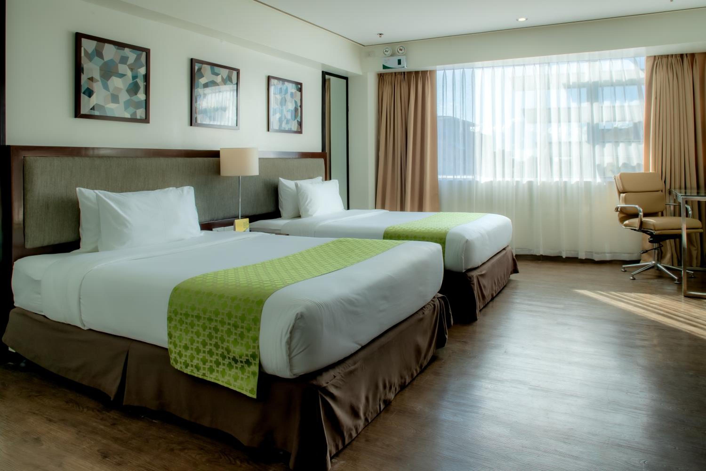 Deluxe Twin Room photo 3