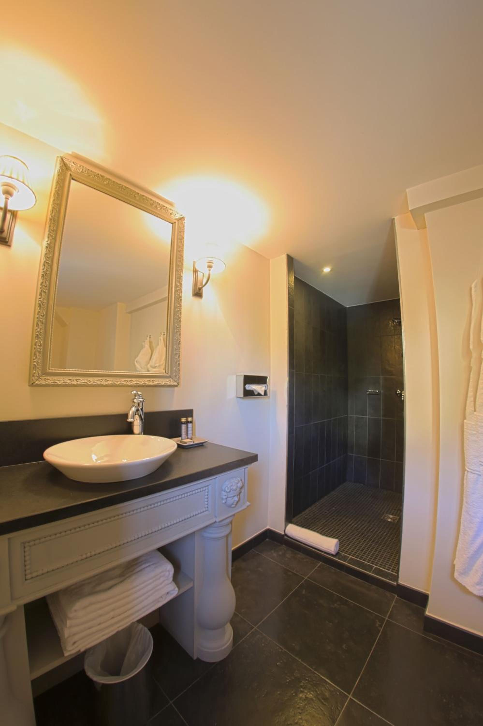 Comfort Double or Twin Room photo 3
