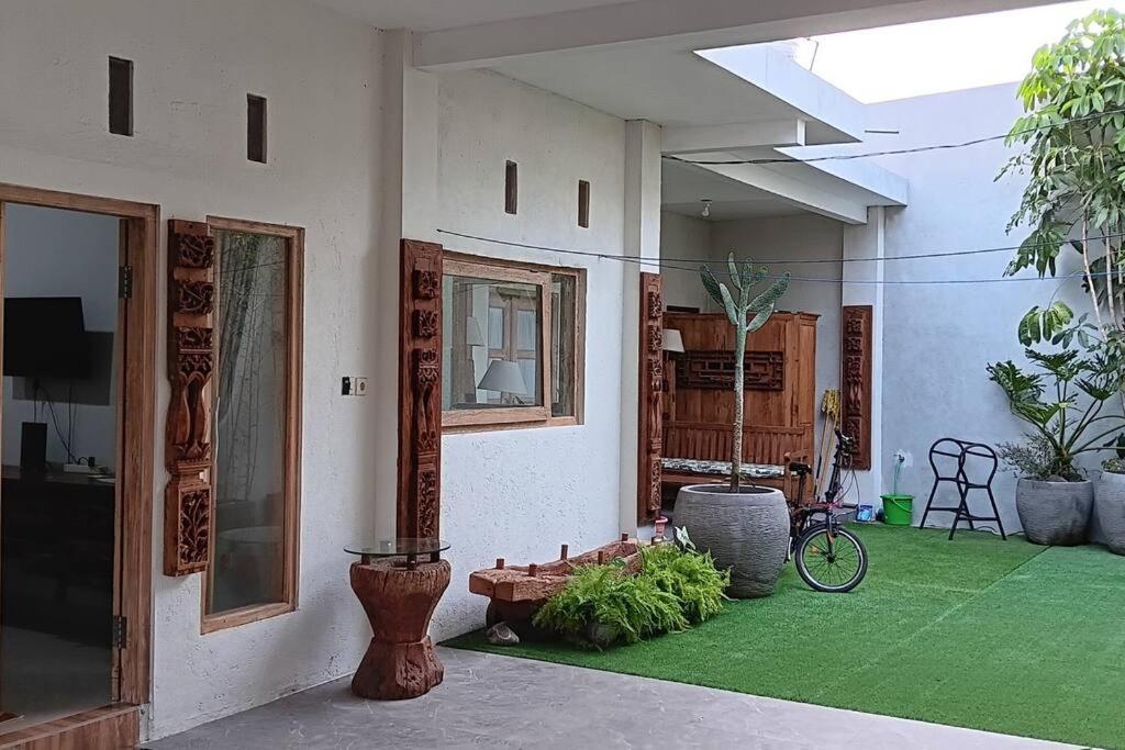 Three-Bedroom Villa photo 3
