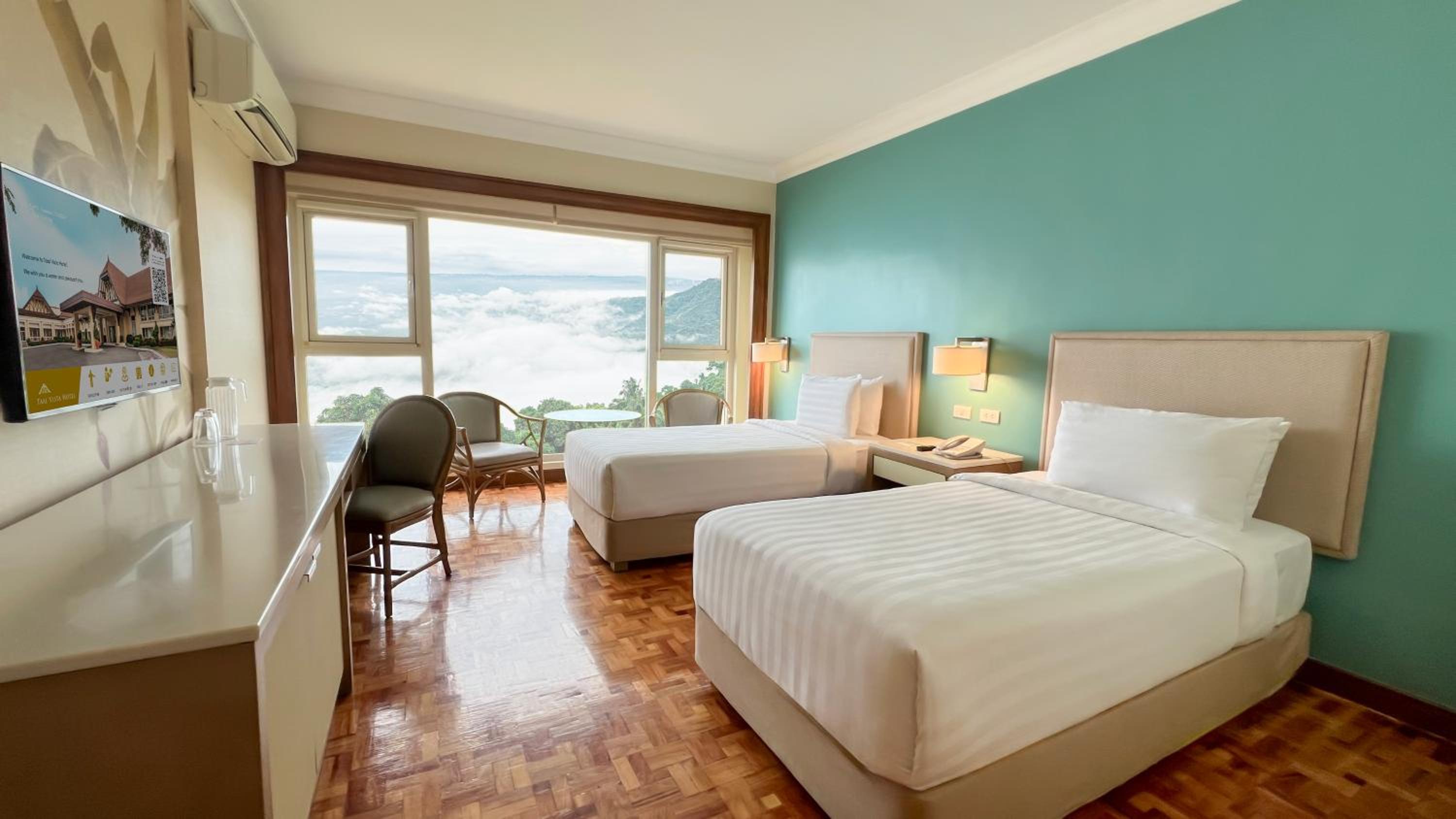 Tagaytay Two-Bedroom Suite photo 3