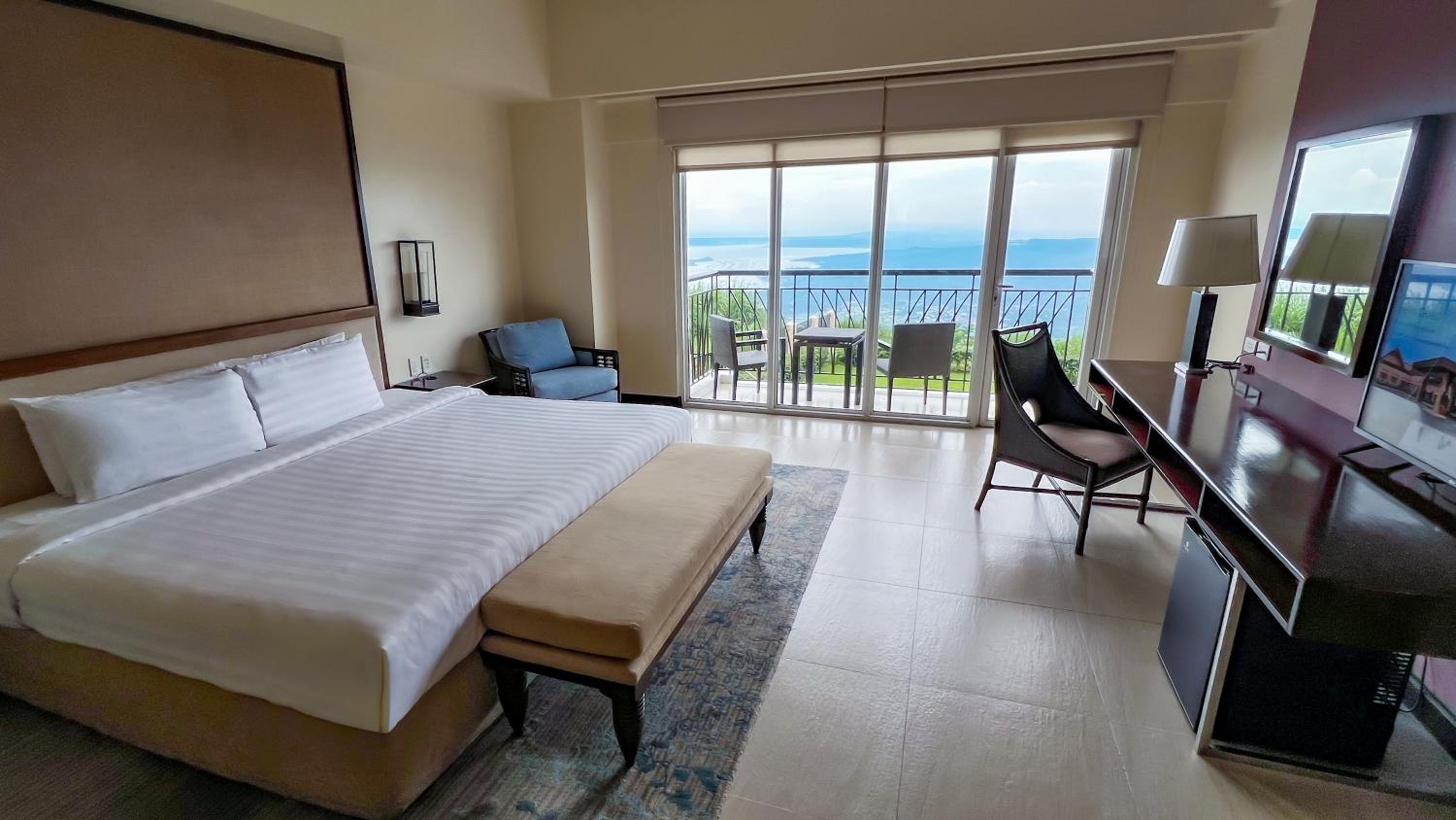Batangas One-Bedroom Suite