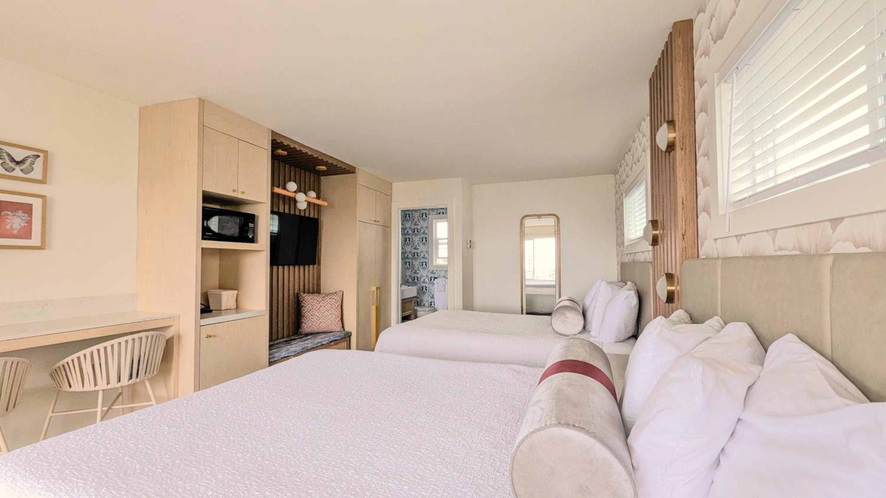 Family Room with Sea View - Photo 8