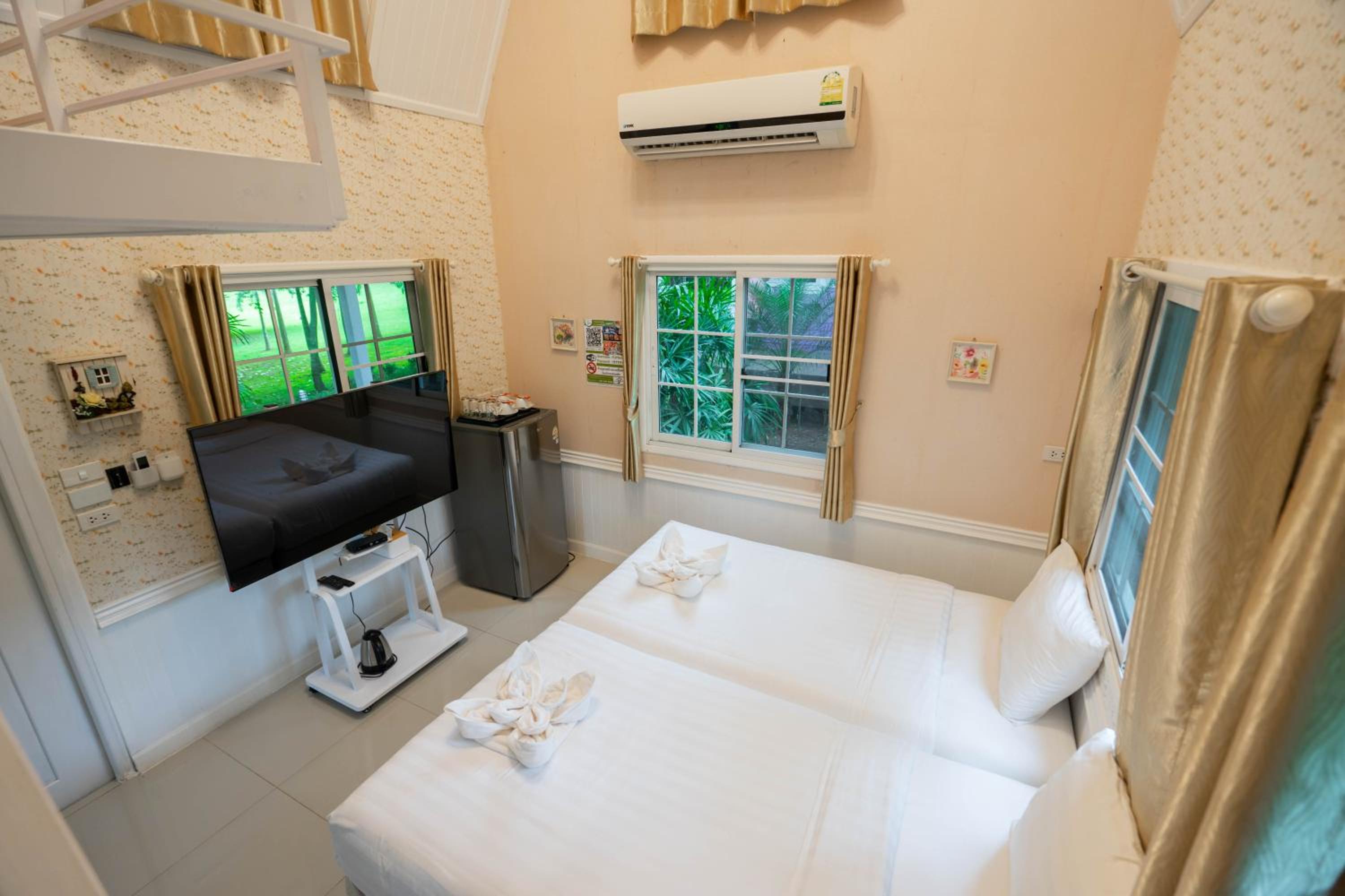 Family Bungalow - Photo 11