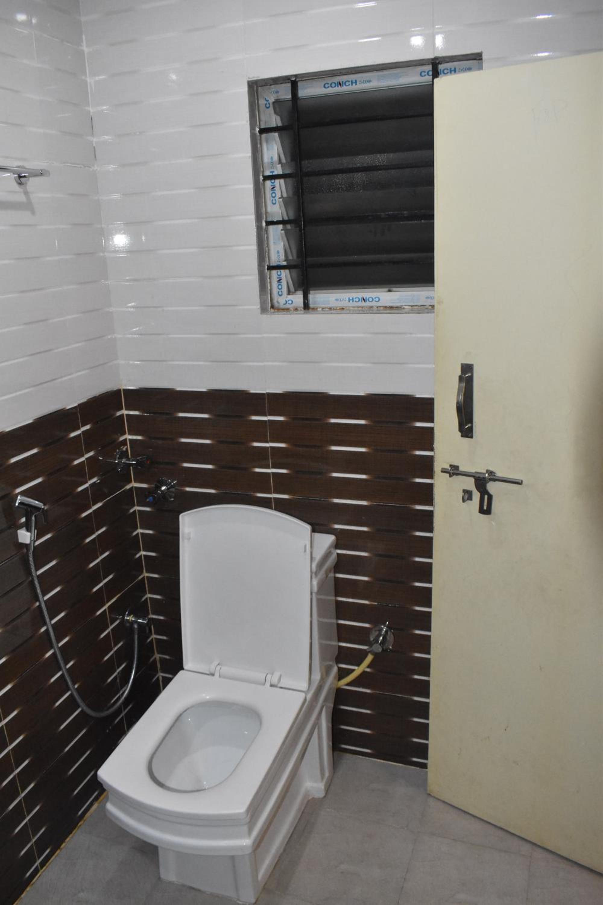 Standard Double Room - Photo 8