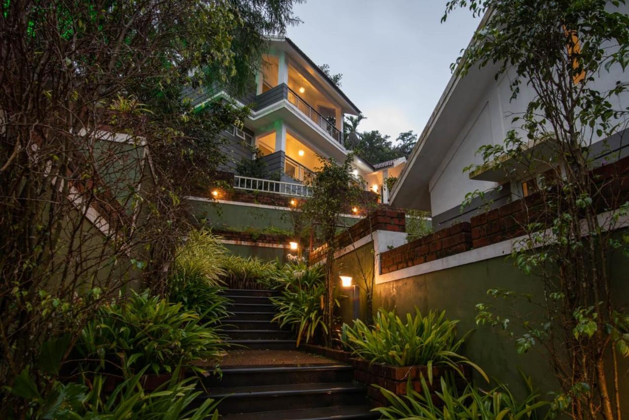 Villa - Photo 3