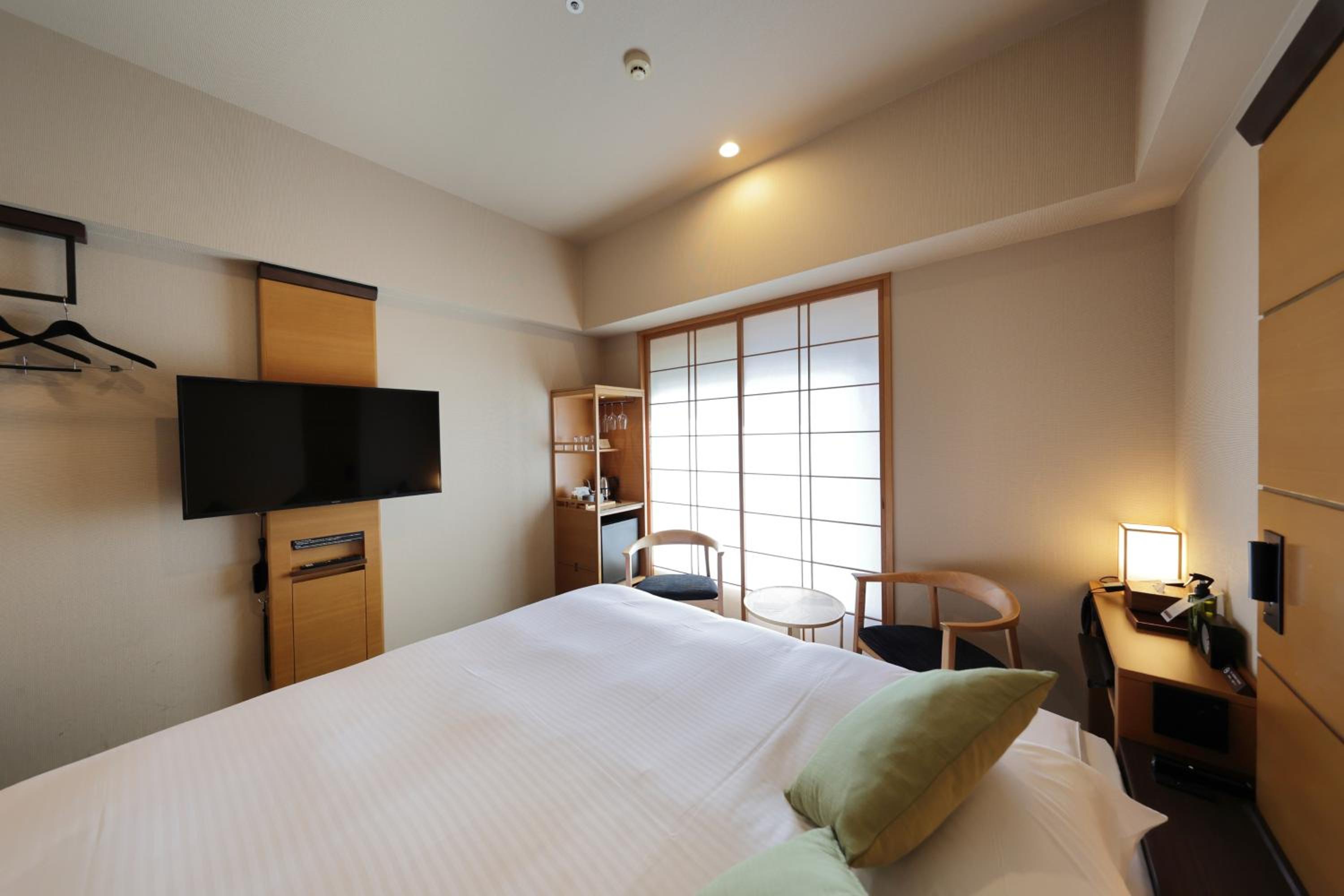 Standard Double Room Without Desk