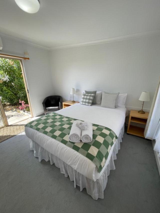 Suite with Courtyard photo 3