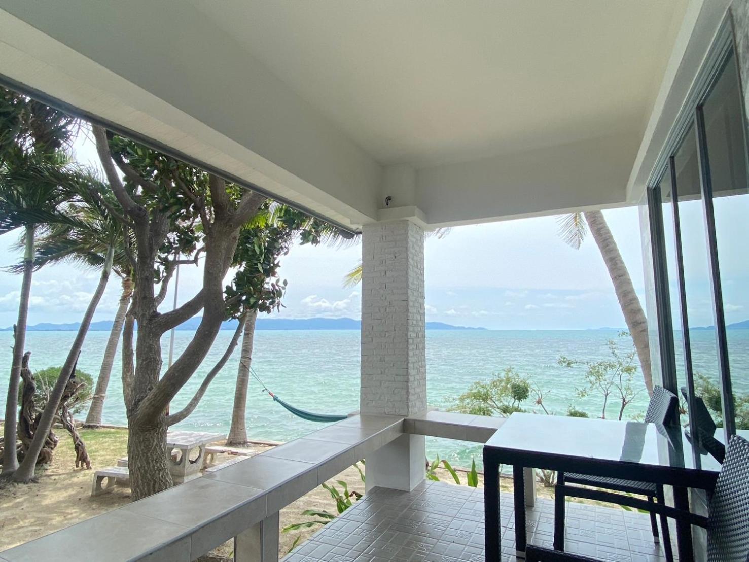 Bungalow - Beach Front photo 2