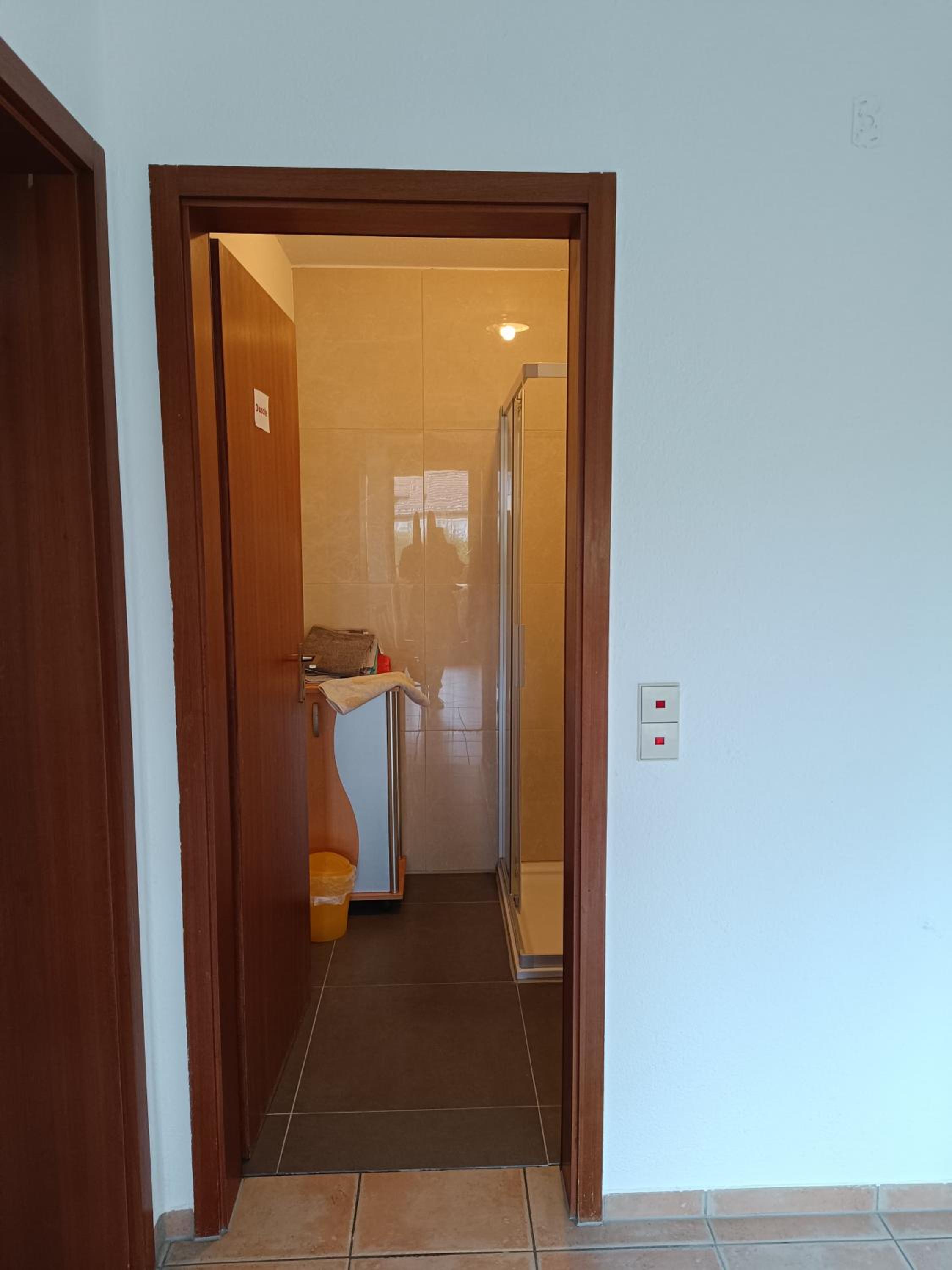 Basic Triple Room photo 3