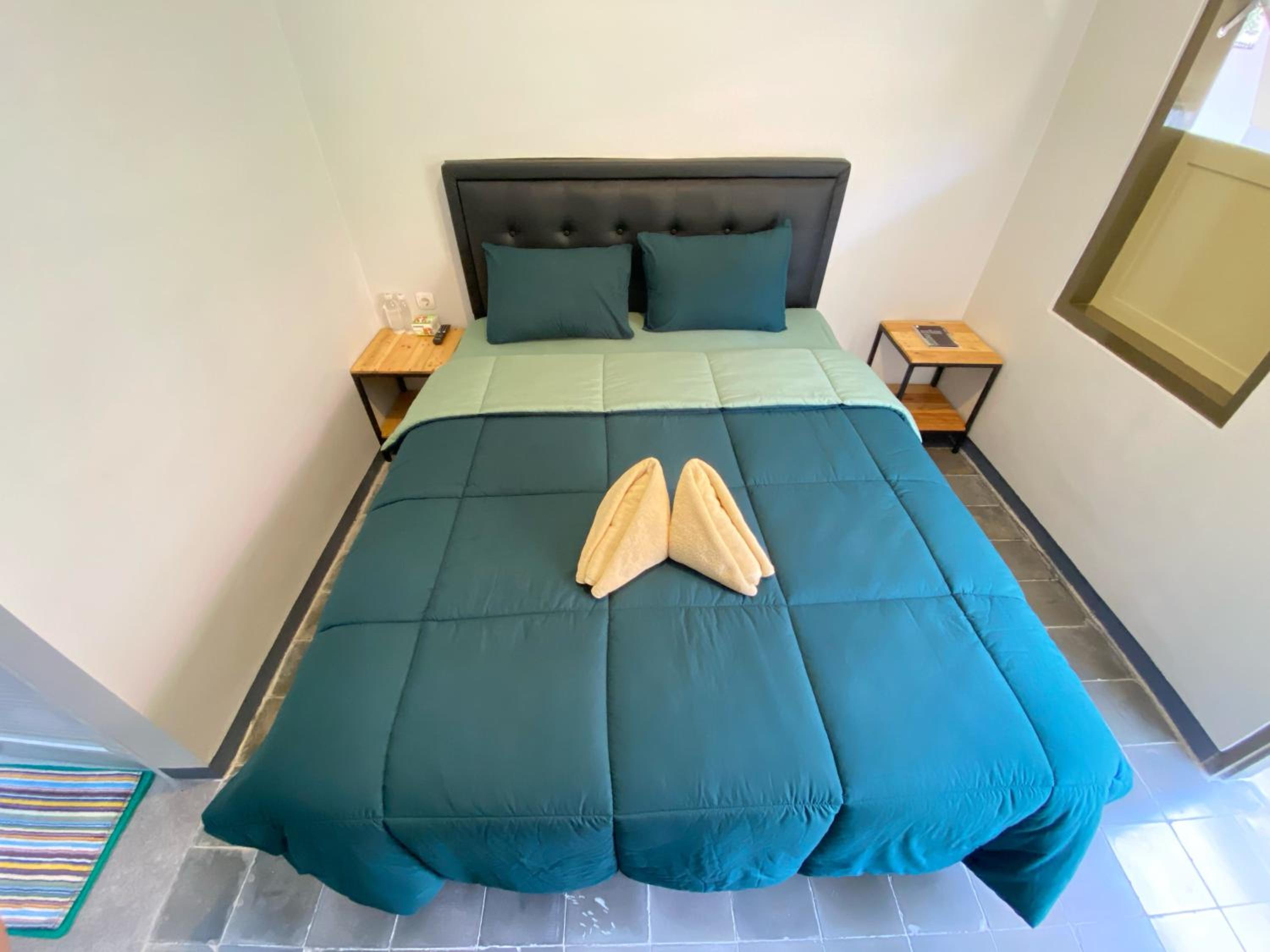 Standard Double Room - Photo 6