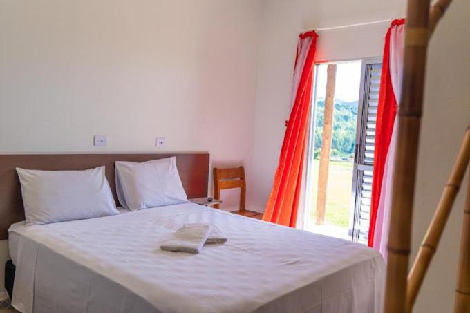 Double Room - Photo 3
