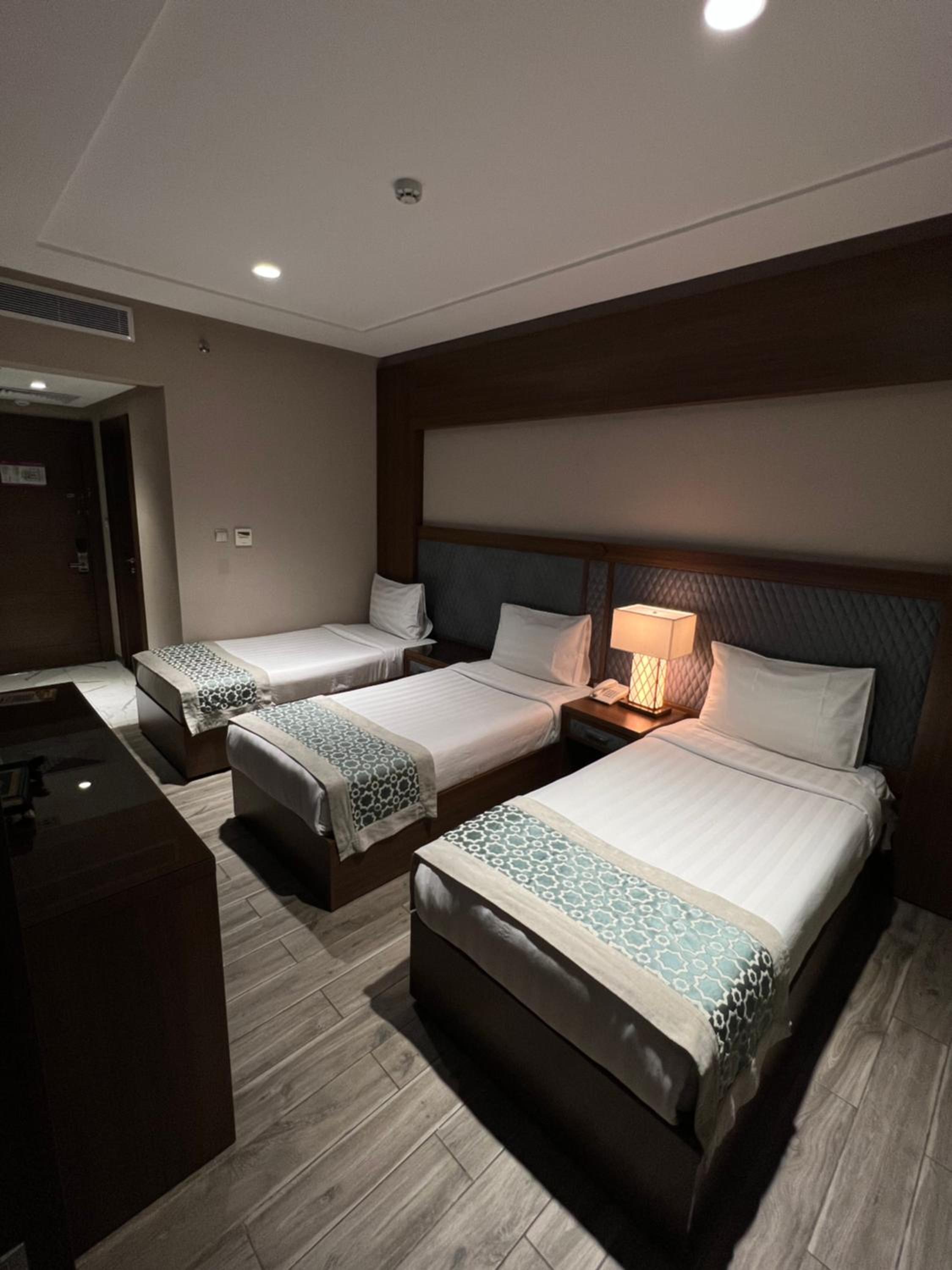 Two-Bedroom Suite (5 Adults) - Photo 3