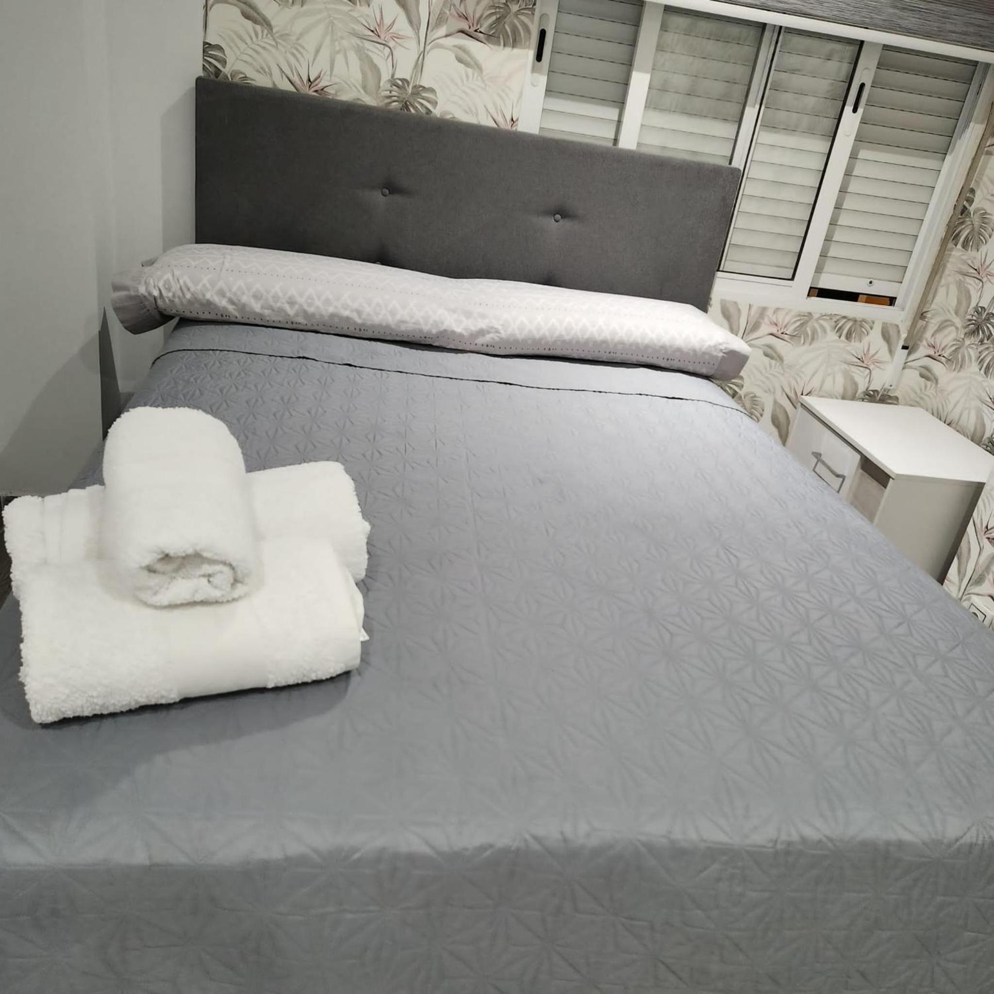 Habitación Doble con Baño Privado