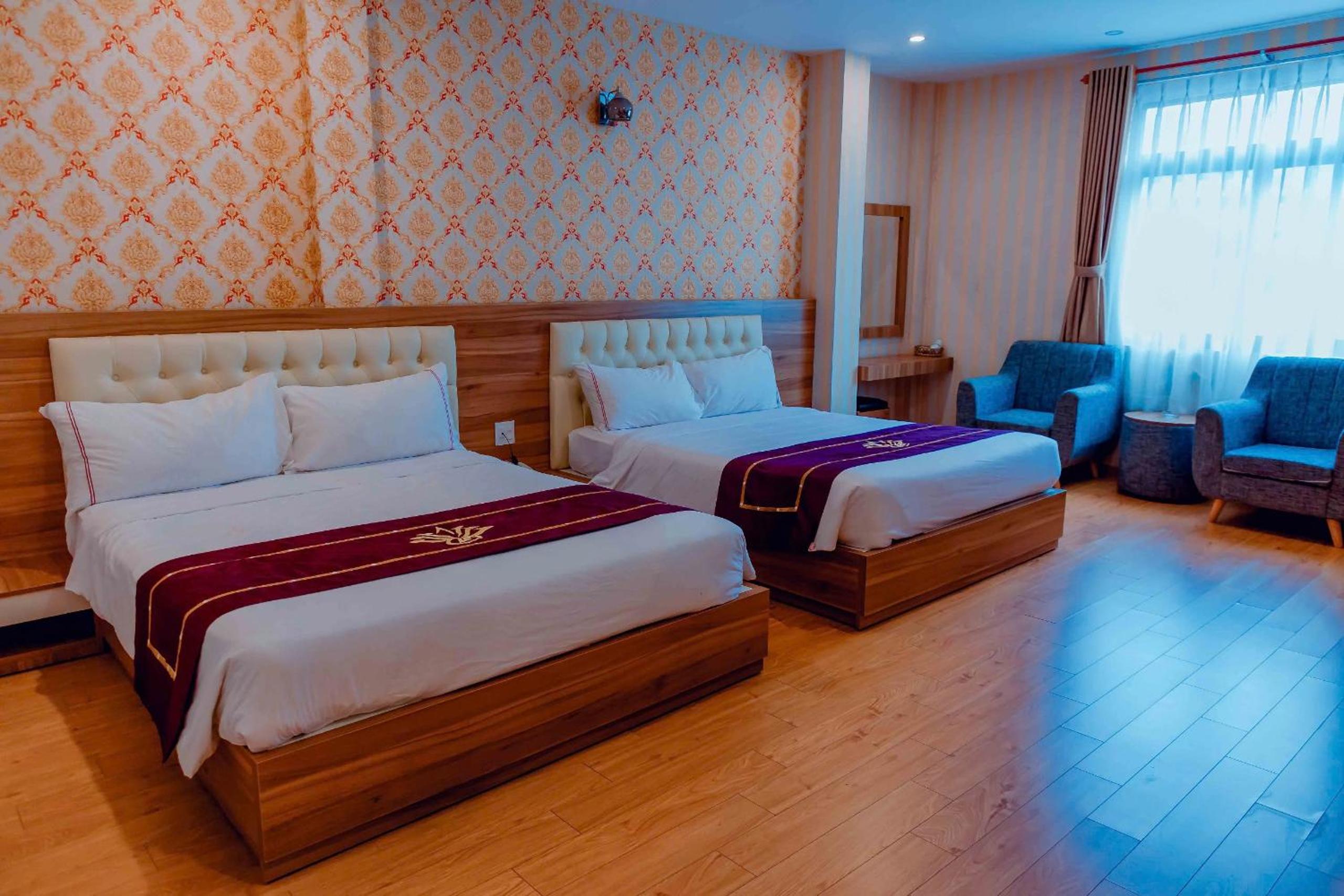 Quadruple Room - Photo 9