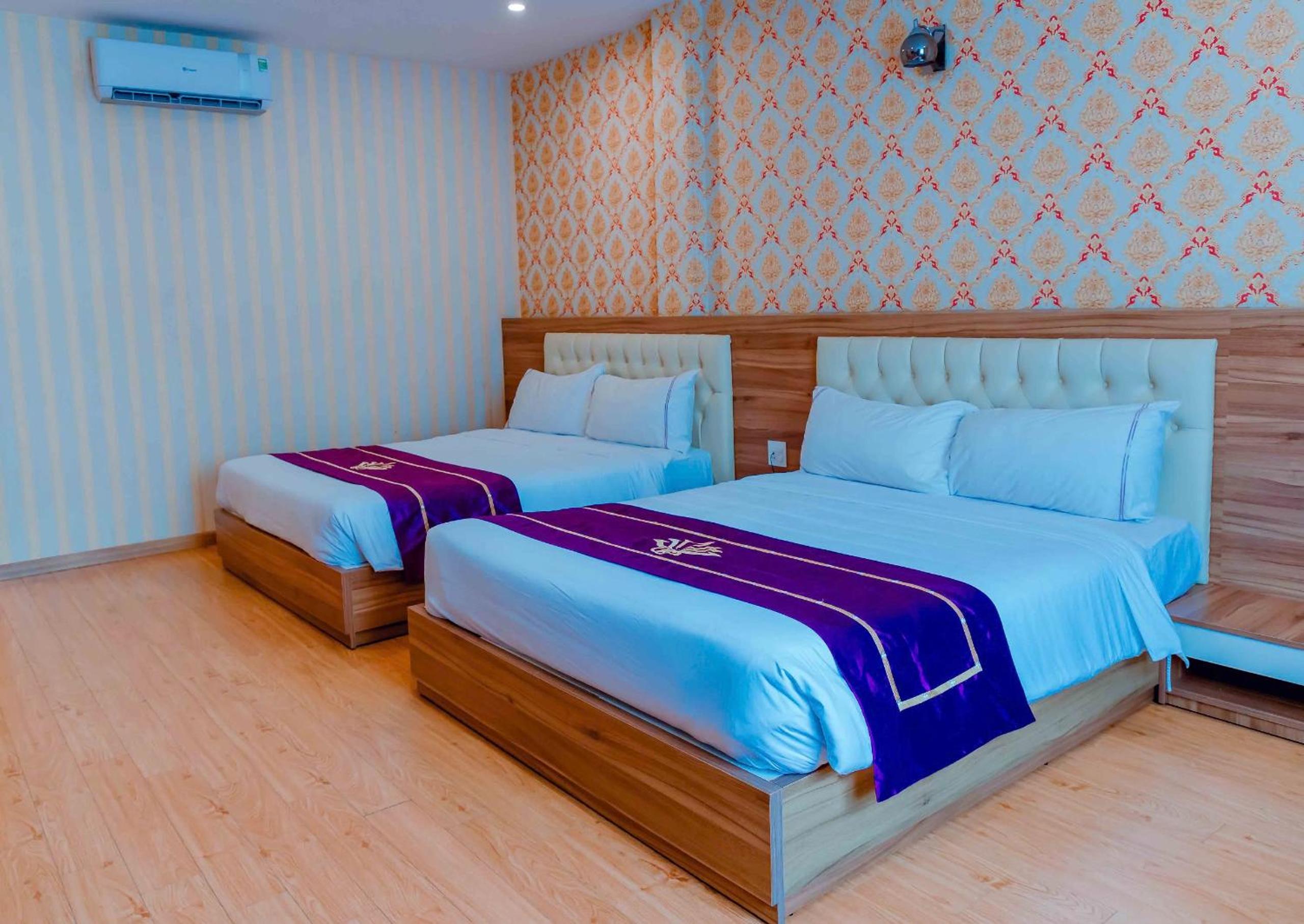 Quadruple Room - Photo 7