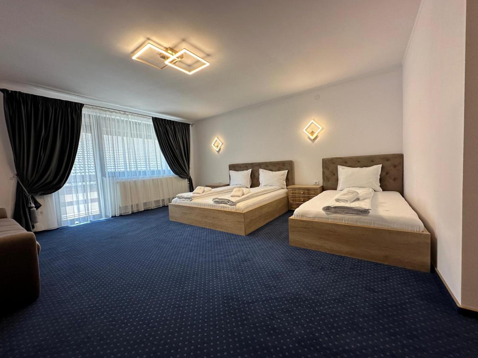 Deluxe Triple Room photo 1