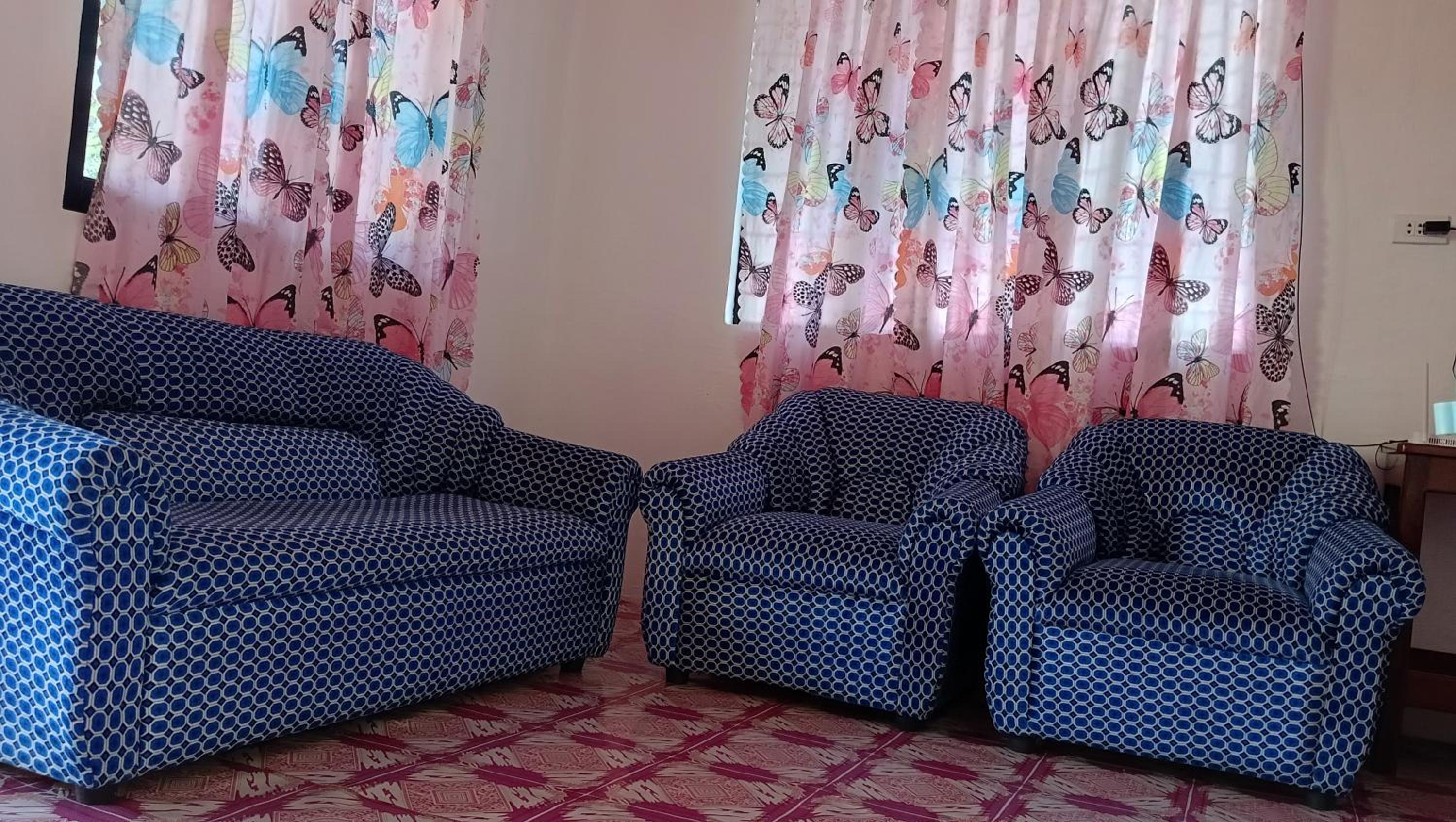 One-Bedroom House photo 1