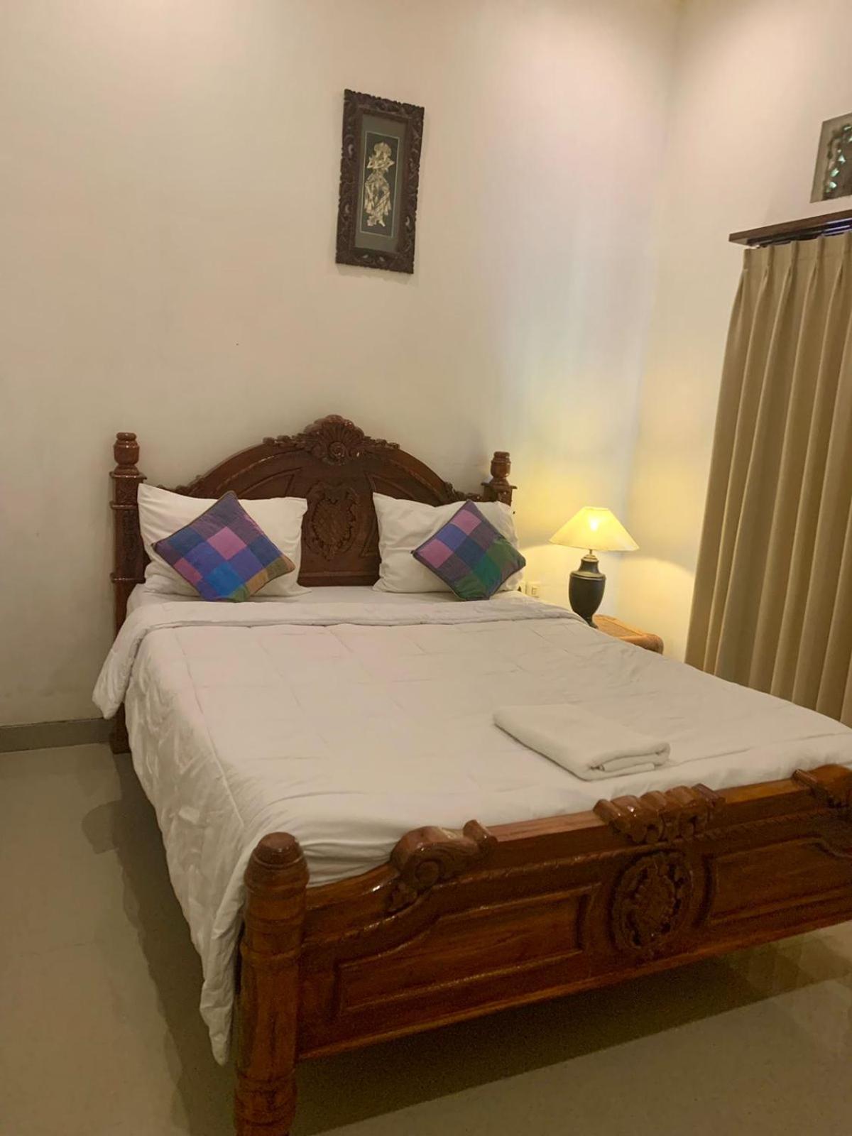 Deluxe Room (2 Adults + 1 Child) - Photo 1