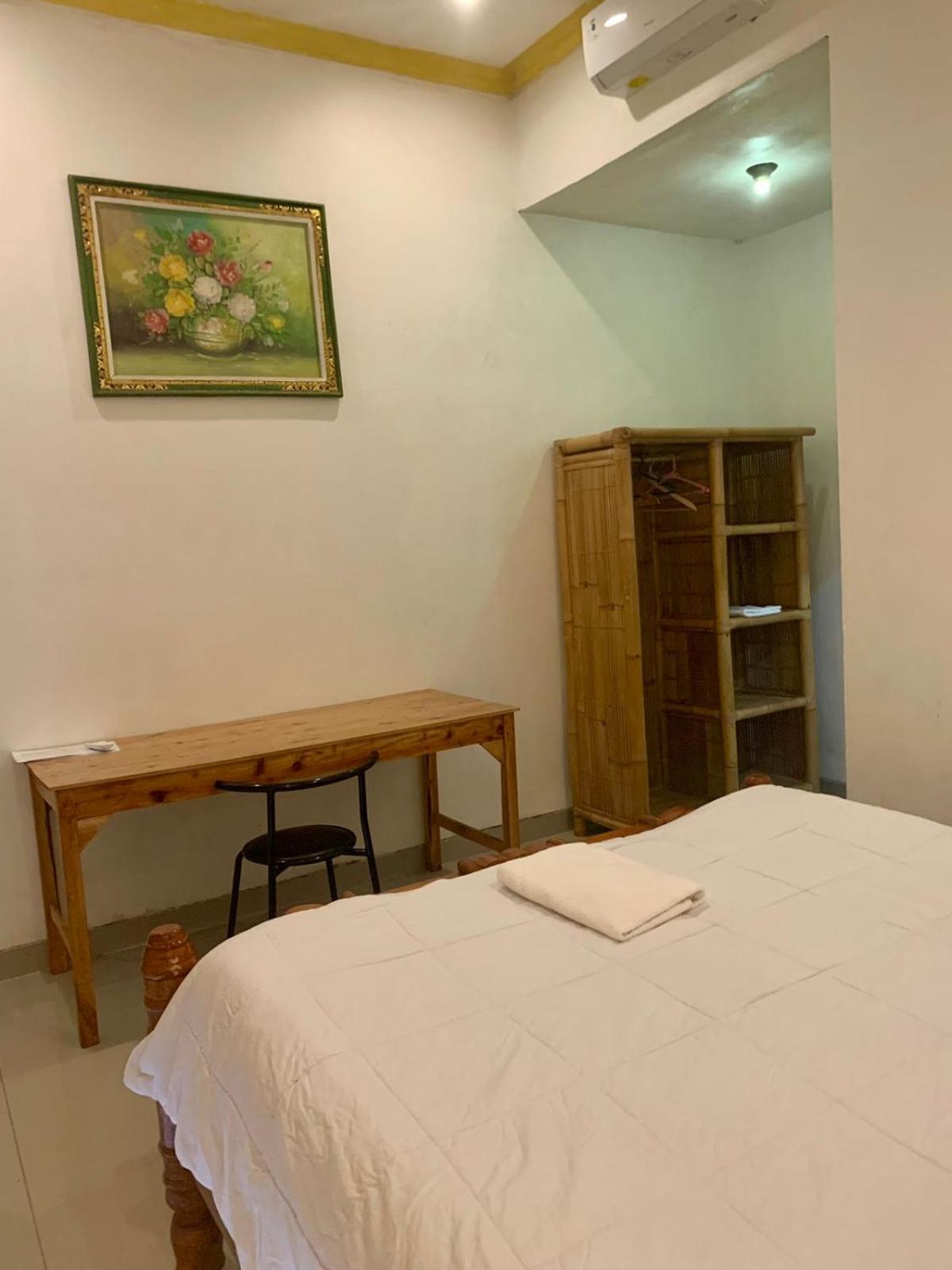 Deluxe Room (2 Adults + 1 Child) - Photo 13