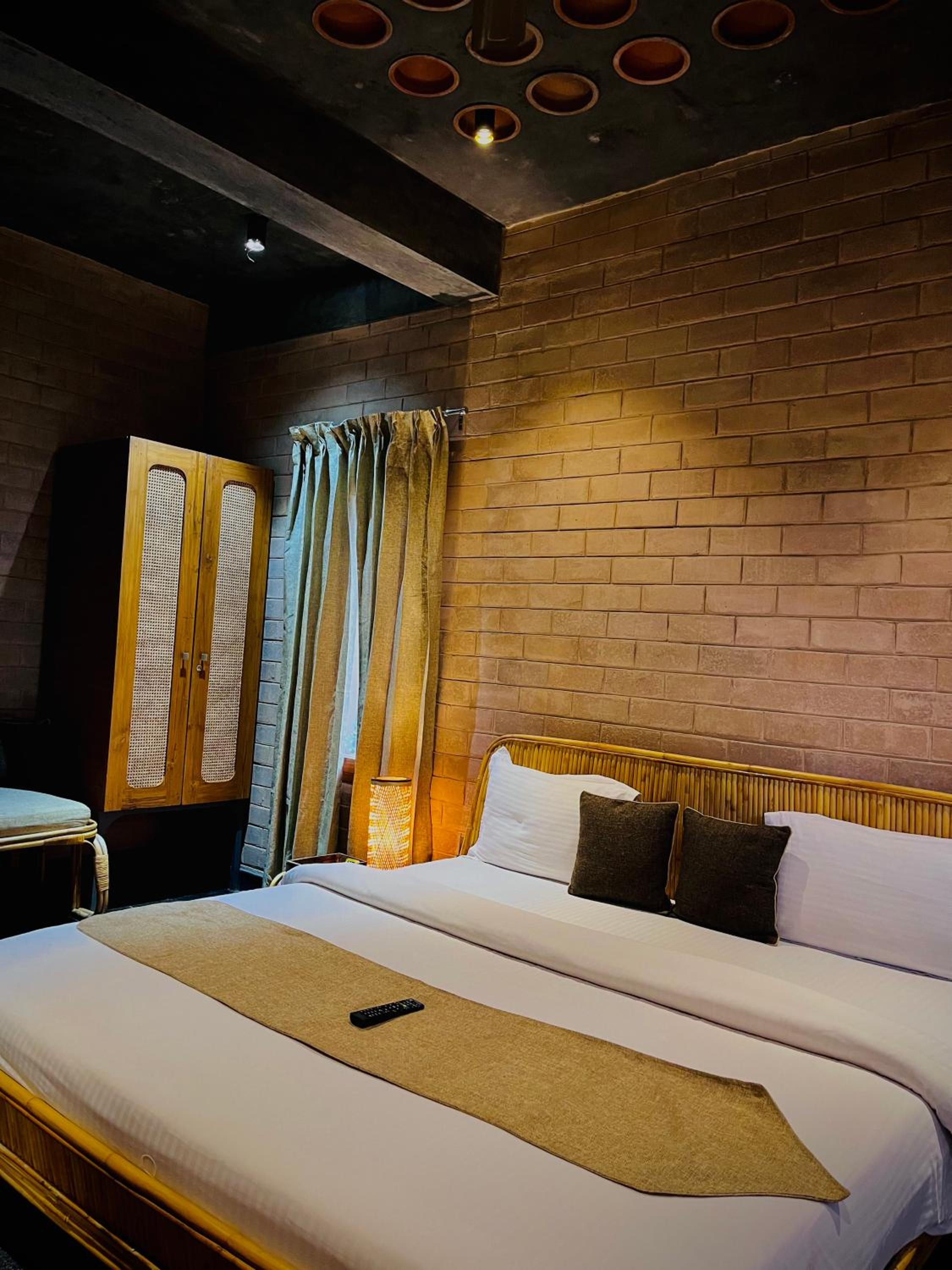 Double Room With Patio photo 2