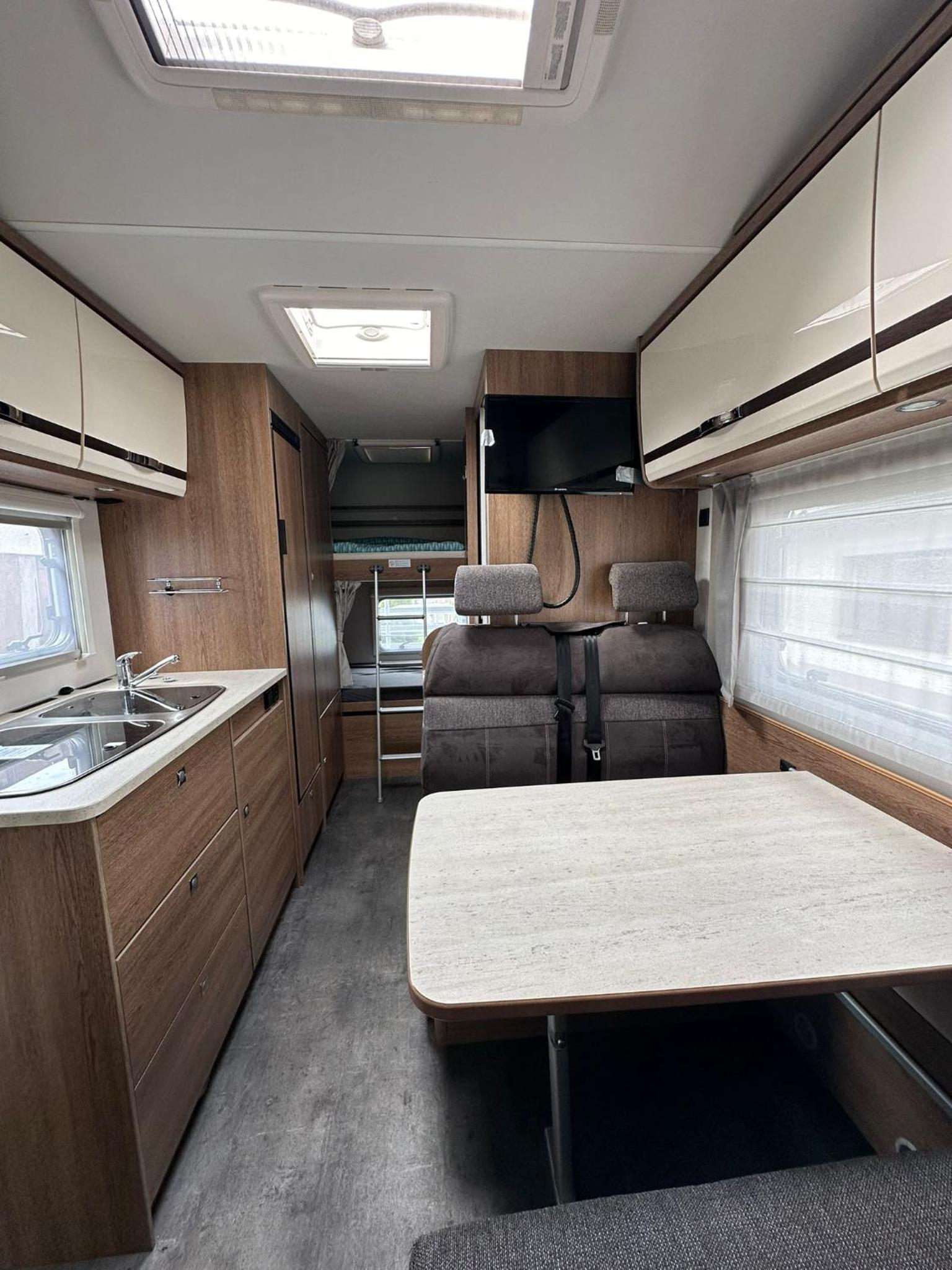 Caravan photo 1