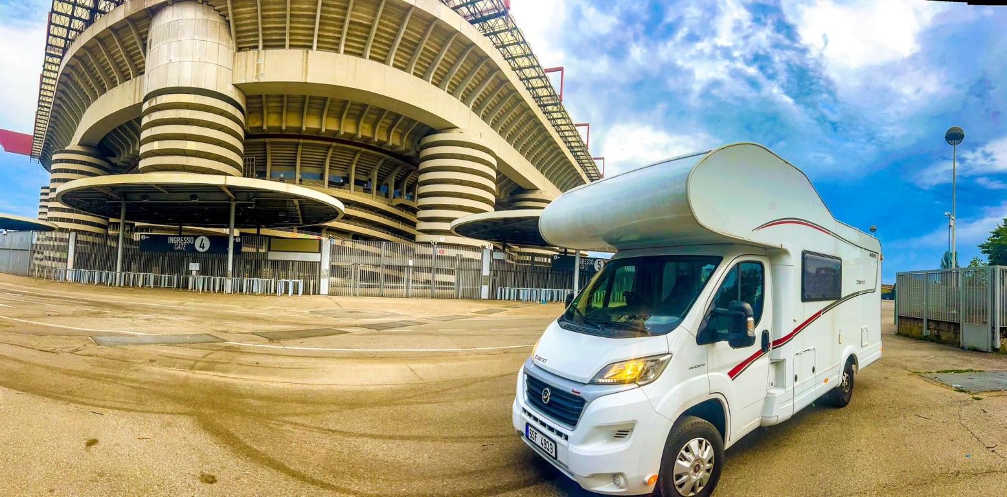 Caravan photo 2