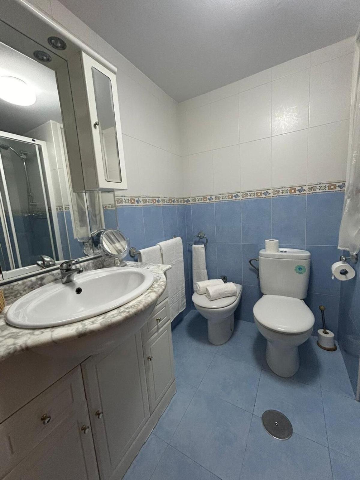 Three-Bedroom Apartment photo 3