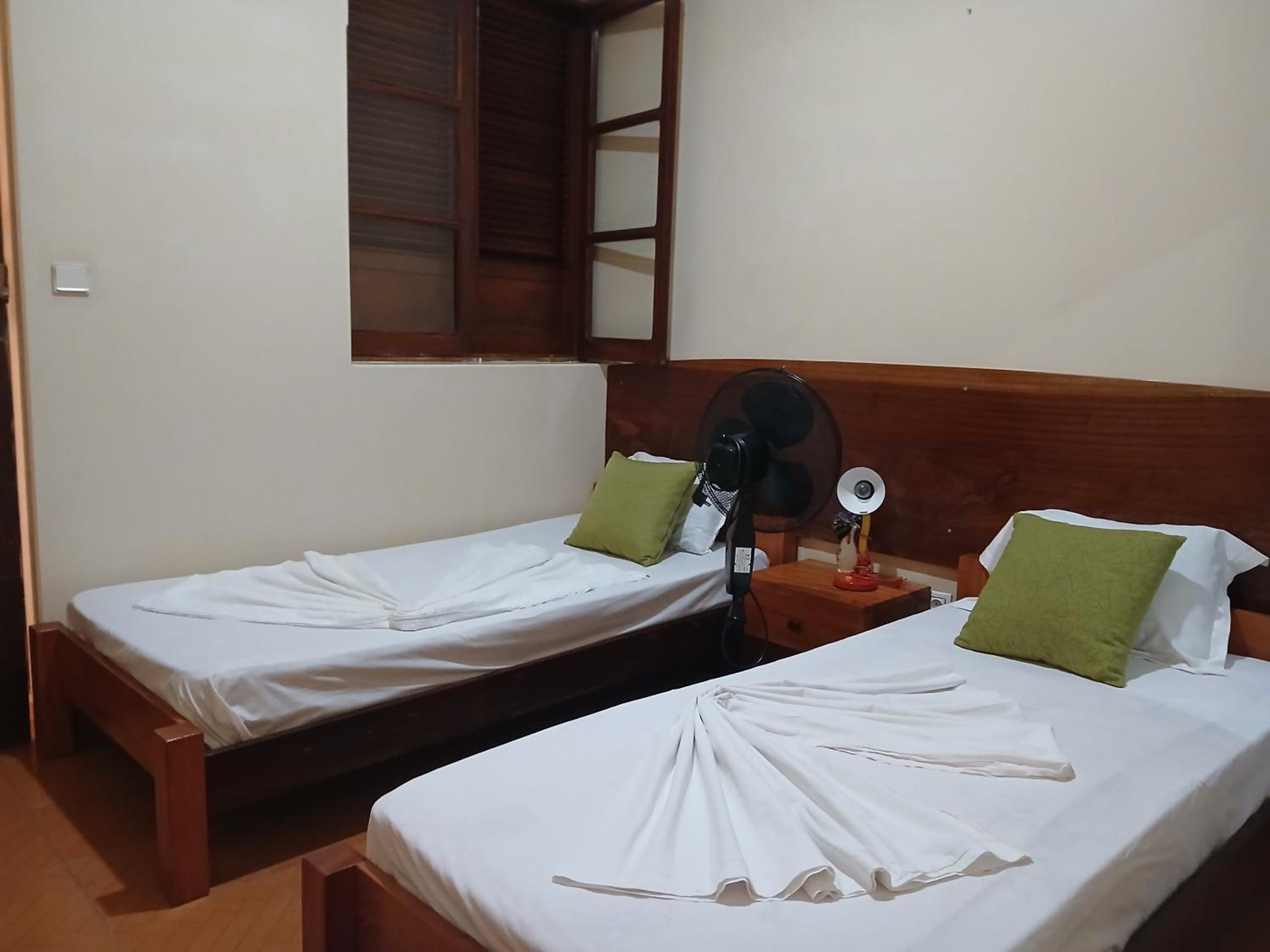 Double or Twin Room with Private Bathroom photo 1