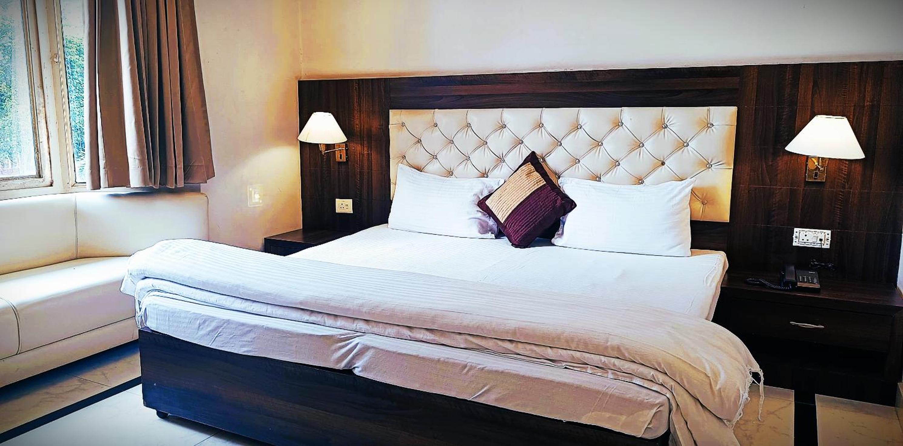 Superior King Room