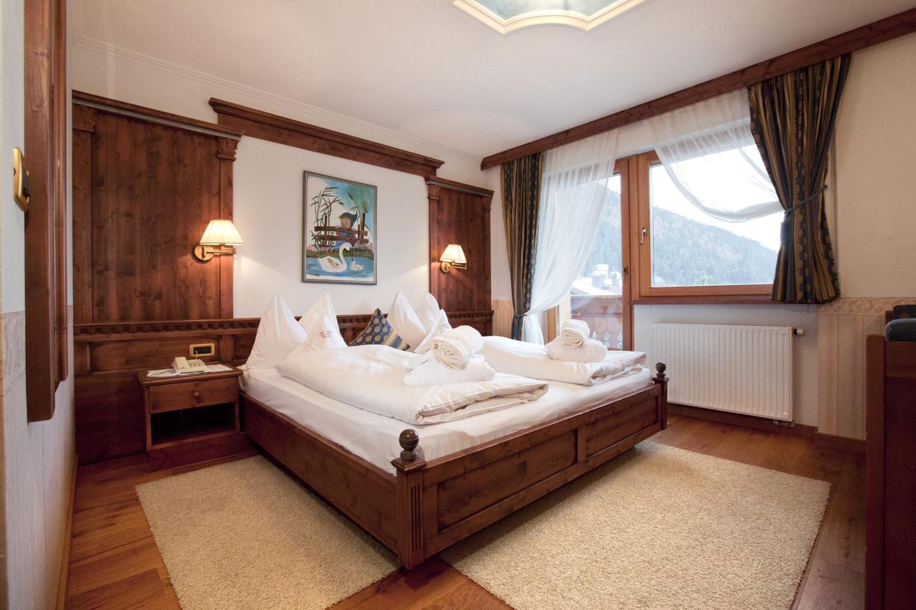 Comfort Double Room with Mountain View
