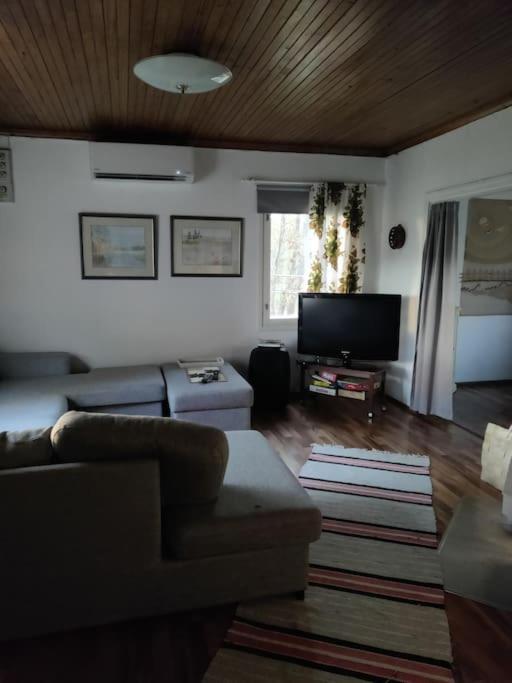 Three-Bedroom Apartment photo 1