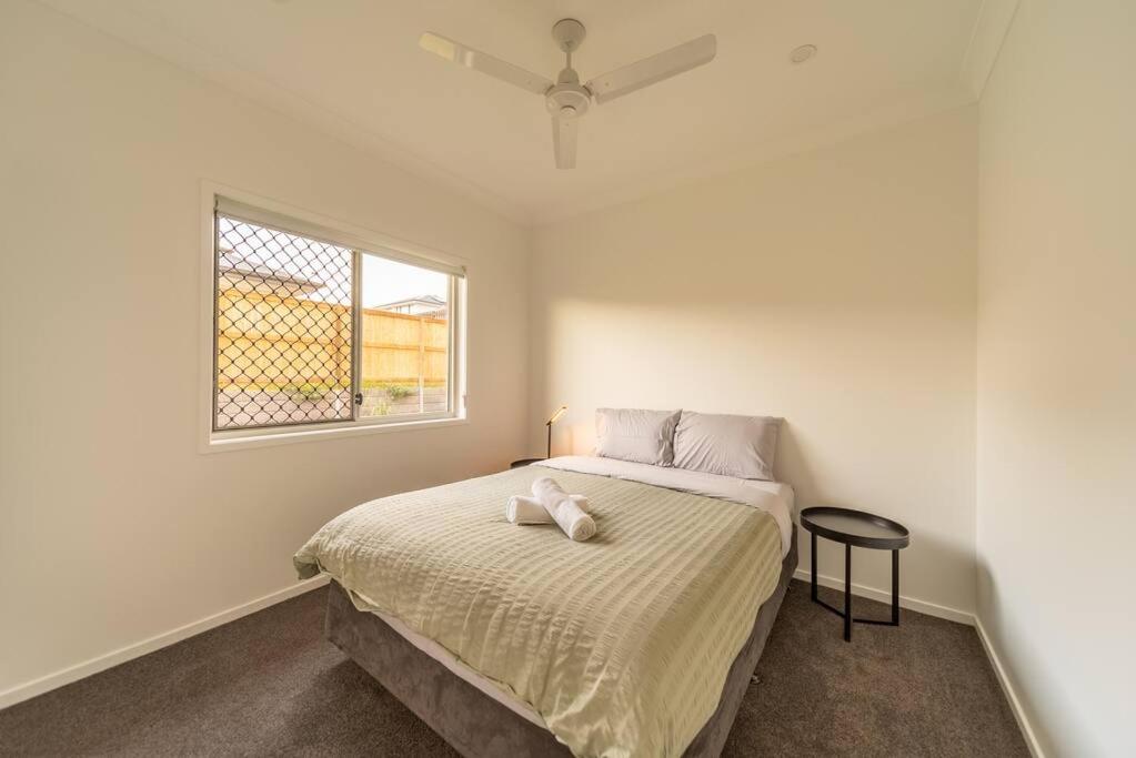 Four-Bedroom House photo 2