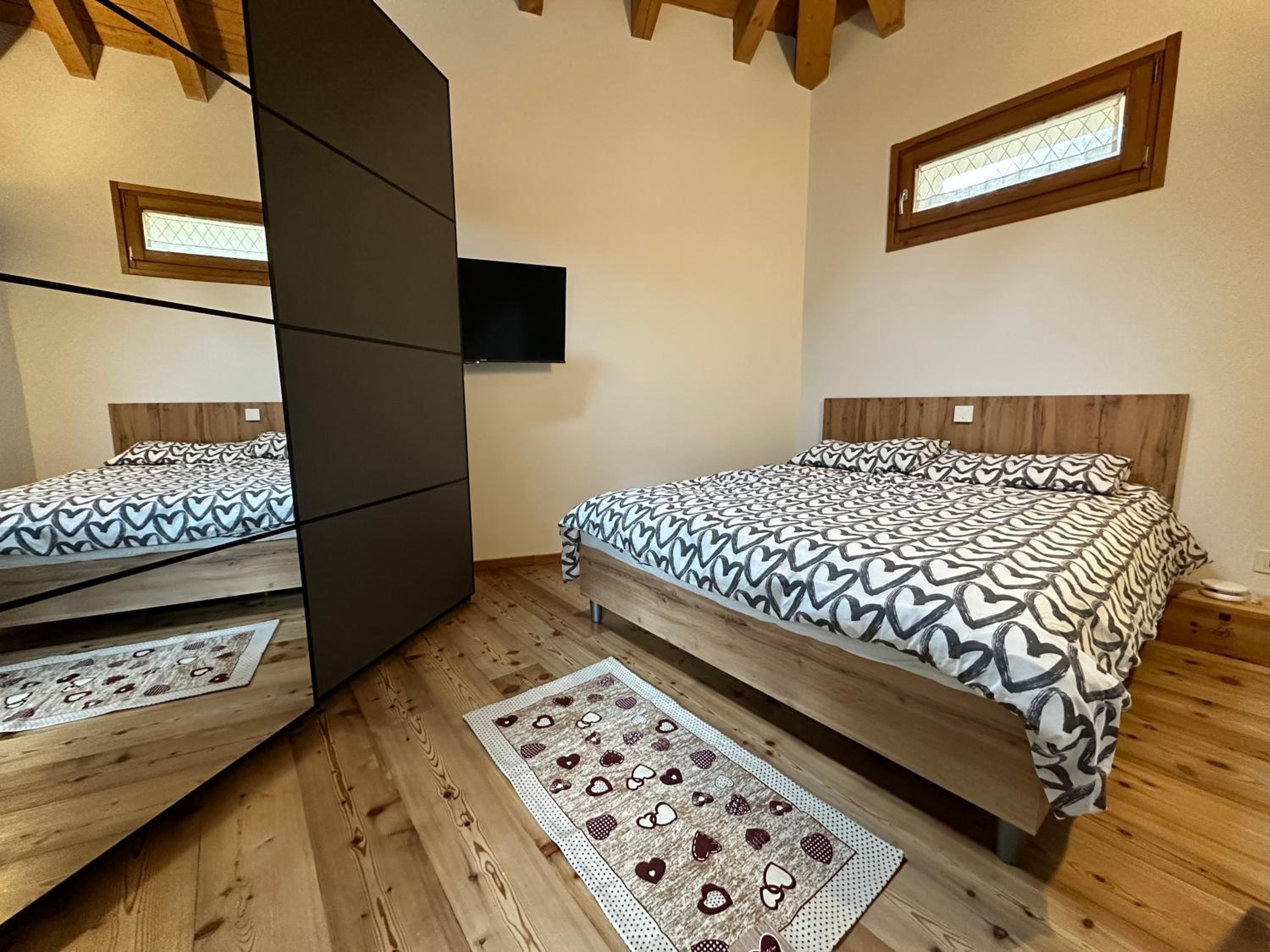 Three-Bedroom Chalet photo 2