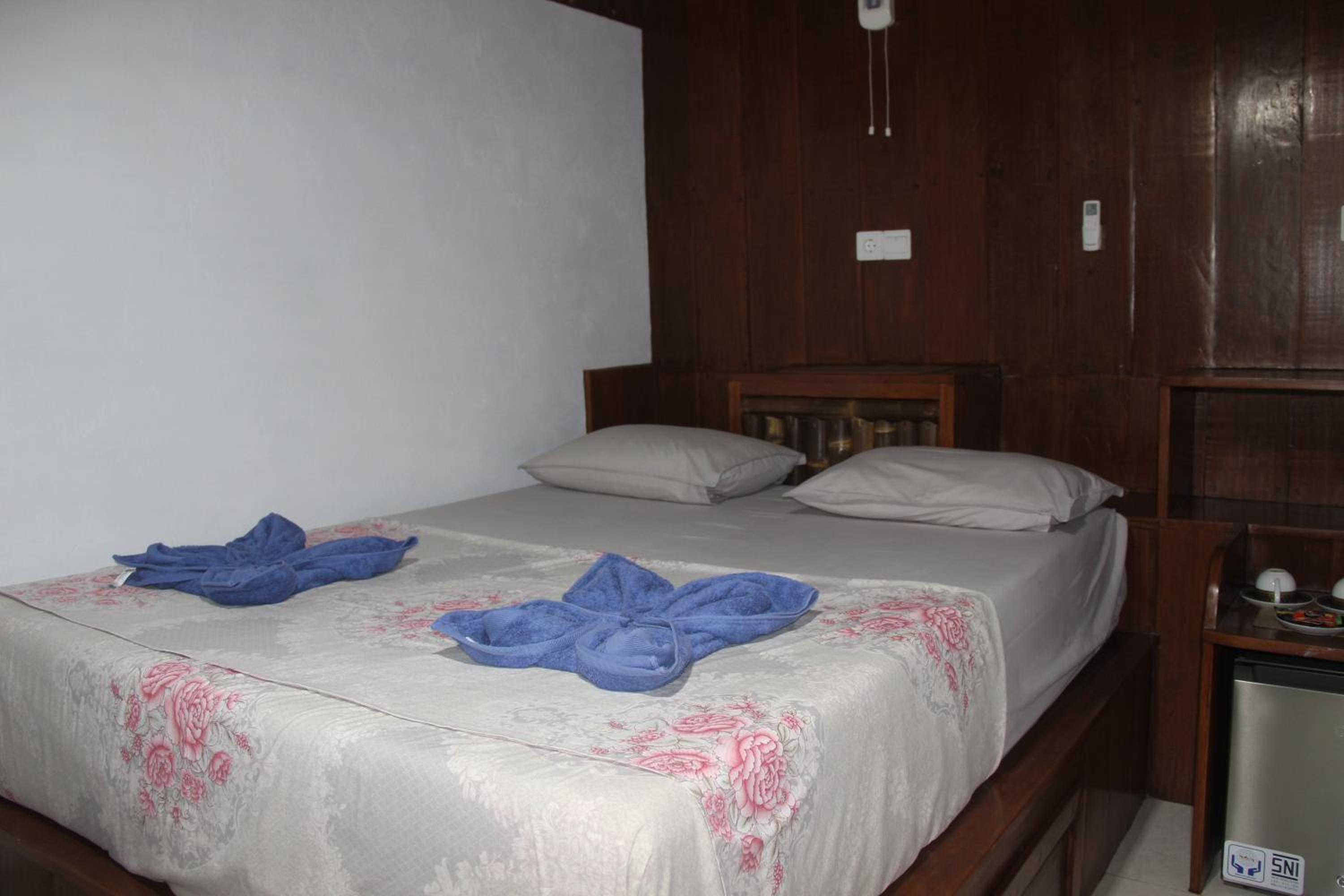 Small Double Room - Photo 2