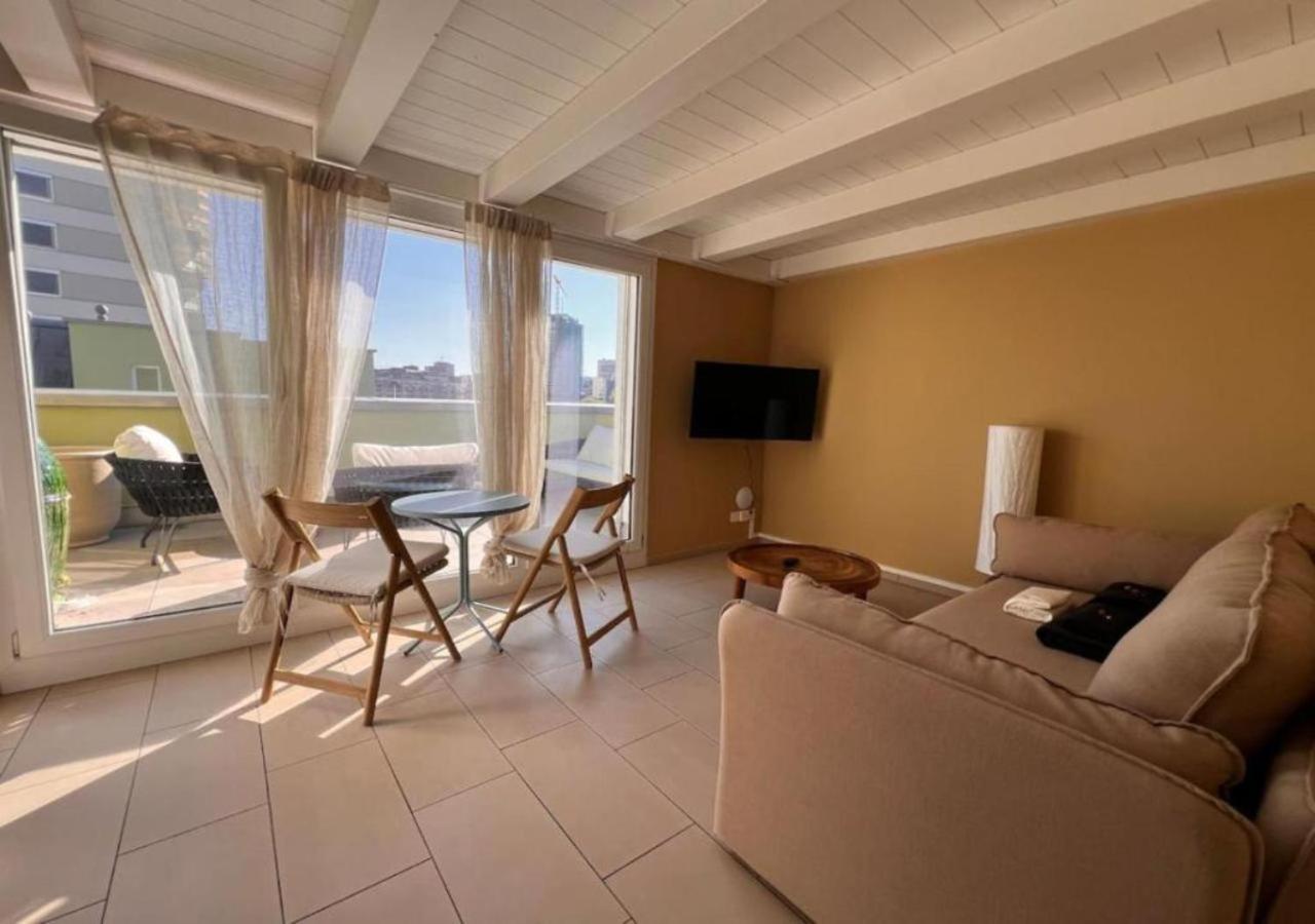 One-Bedroom Apartment with Terrace