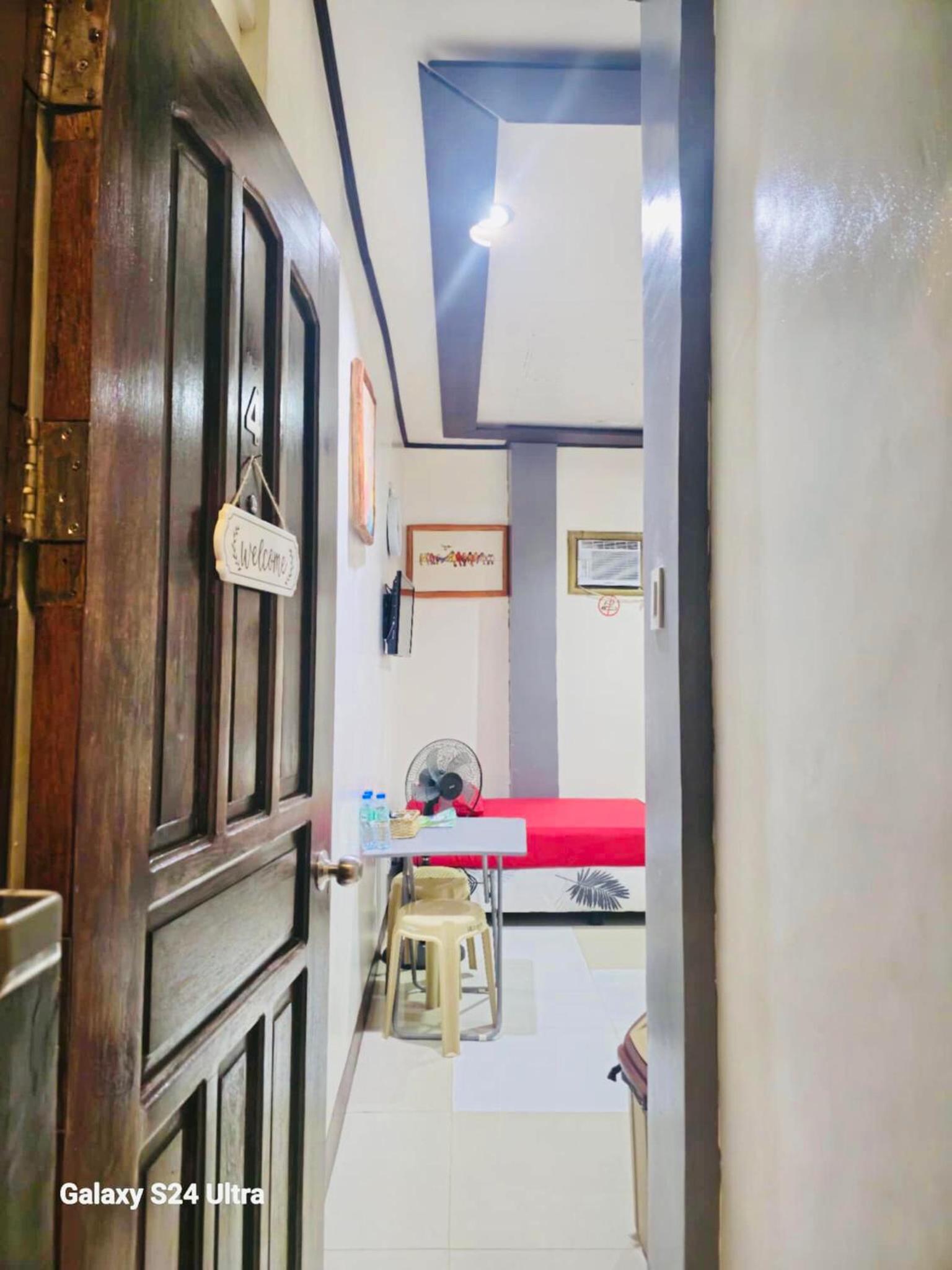 Family Room with Bathroom photo 1