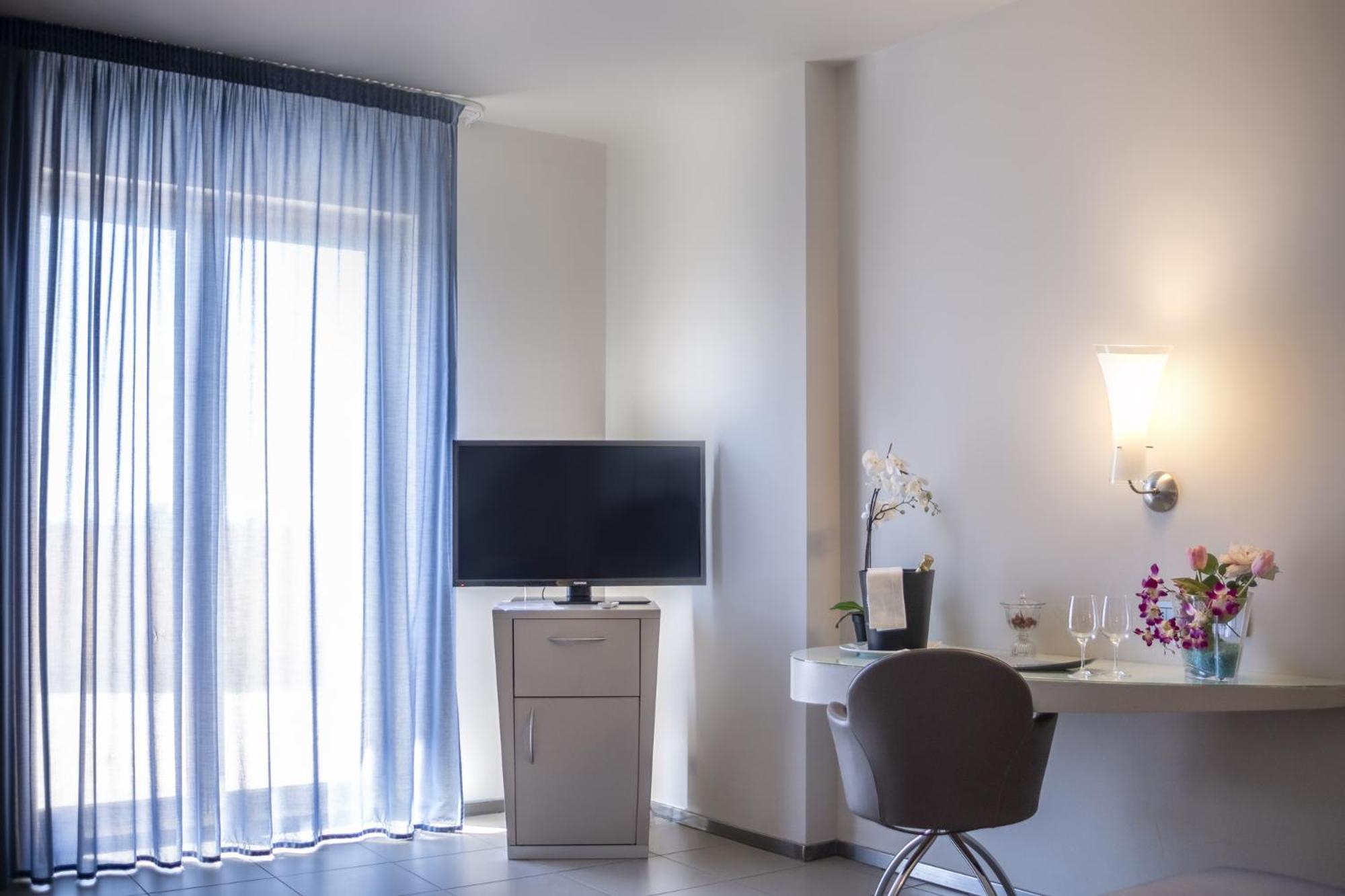 Triple Room - Photo 2