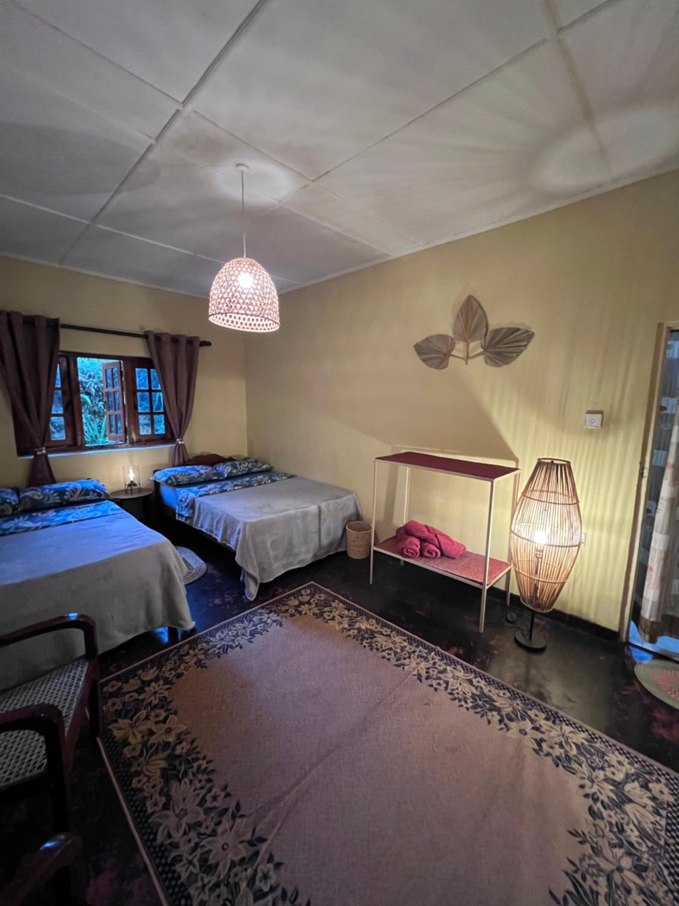 Quadruple Room with Shared Bathroom photo 1