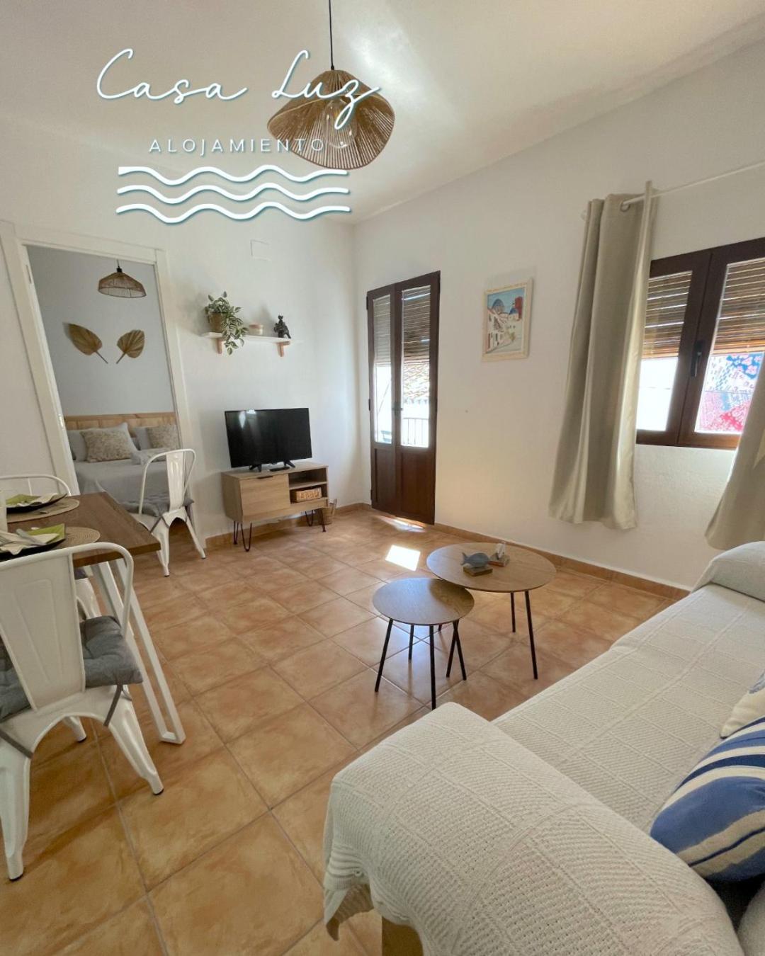 One-Bedroom Apartment with Balcony photo 3