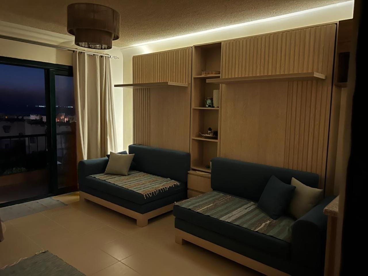 Three-Bedroom Apartment photo 1