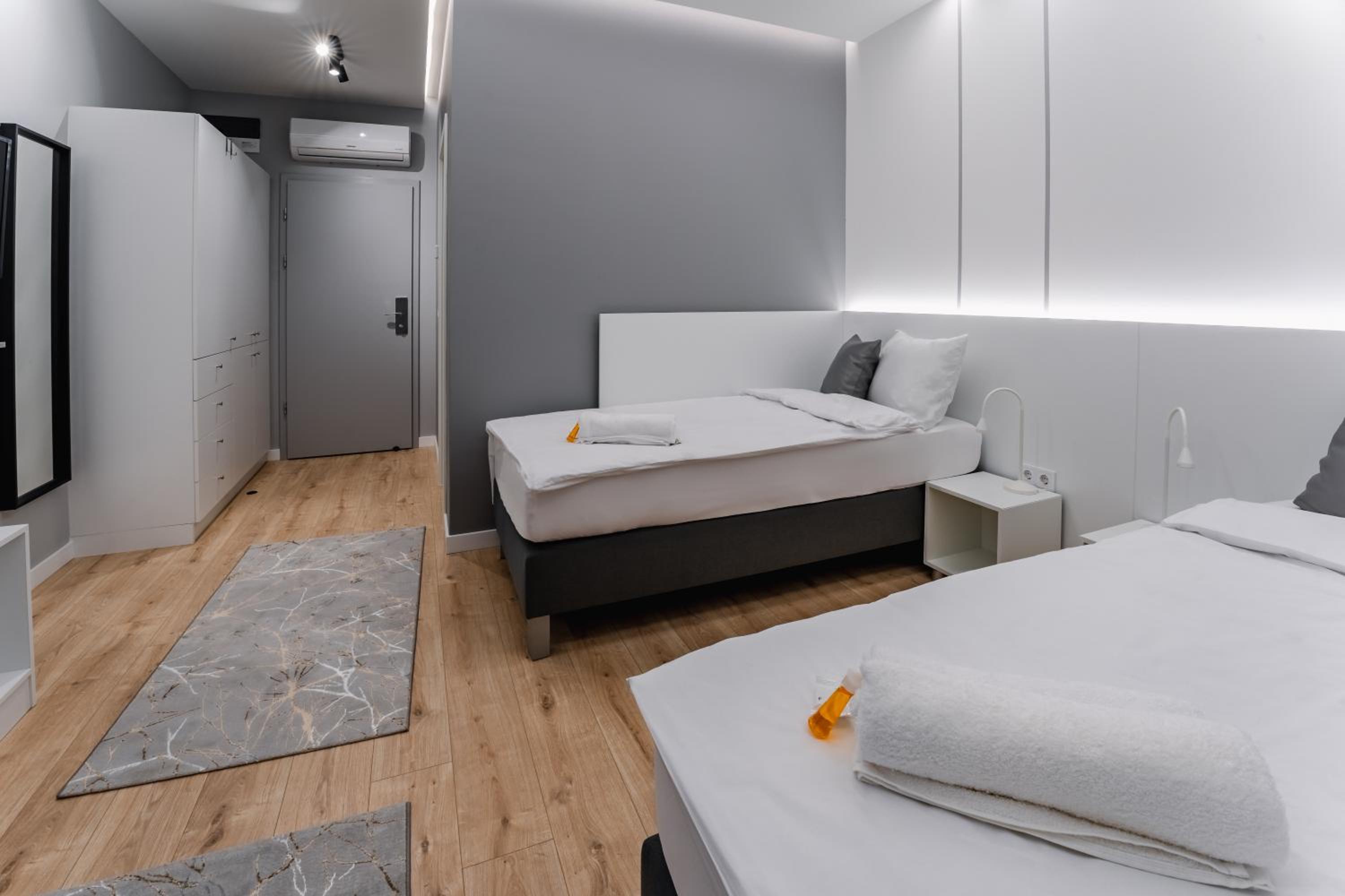 Triple Room photo 2