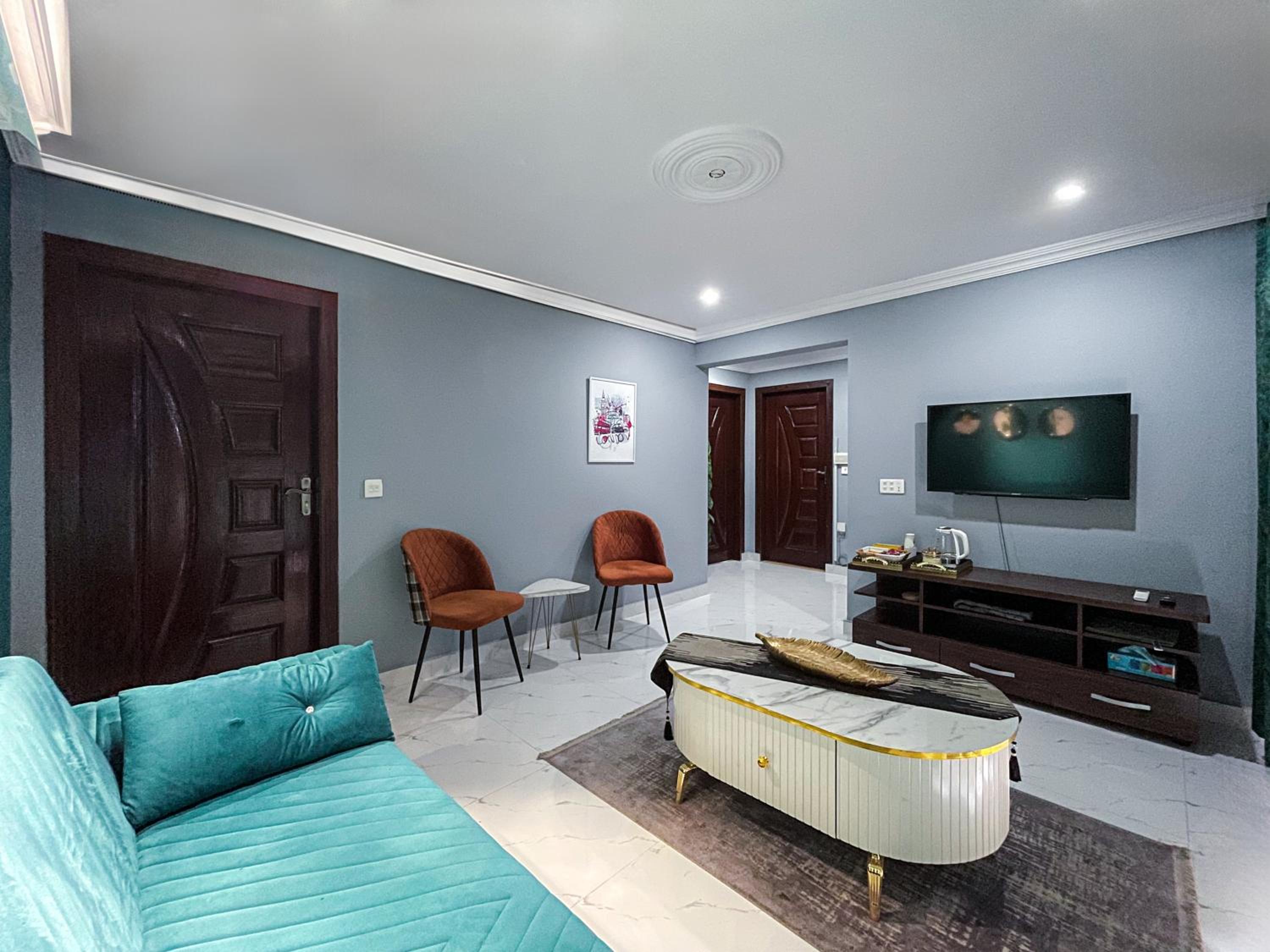 Penthouse Apartment photo 2